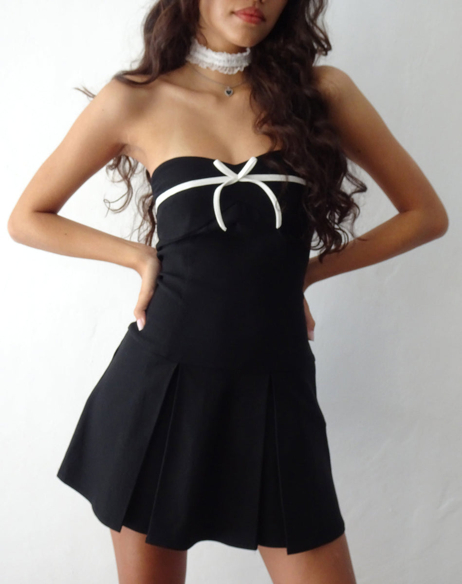 Motel panolia bow front pleat mini dress in Black and White