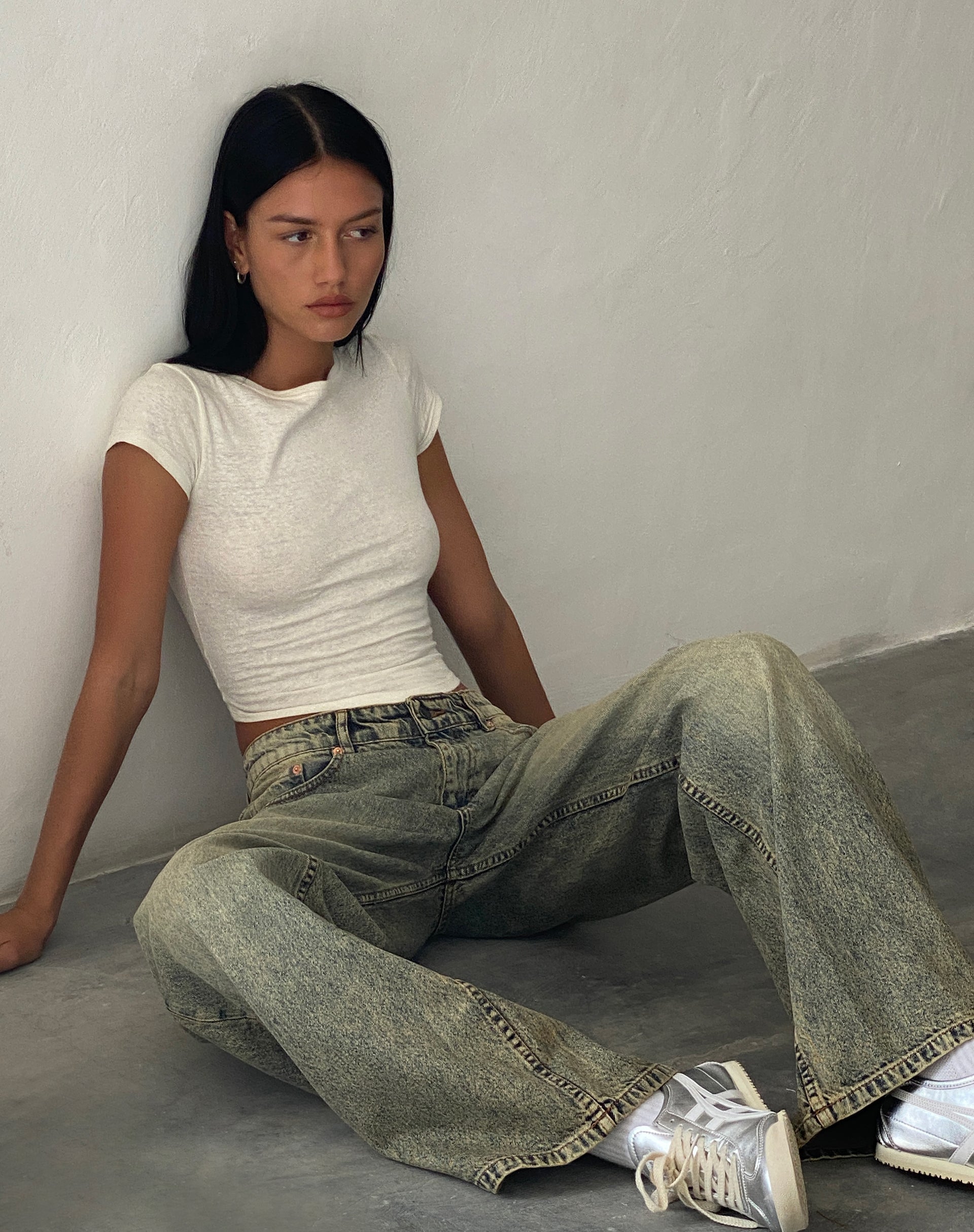 Image of Roomy Extra Wide Low Rise Jeans in Sand Wash Blue