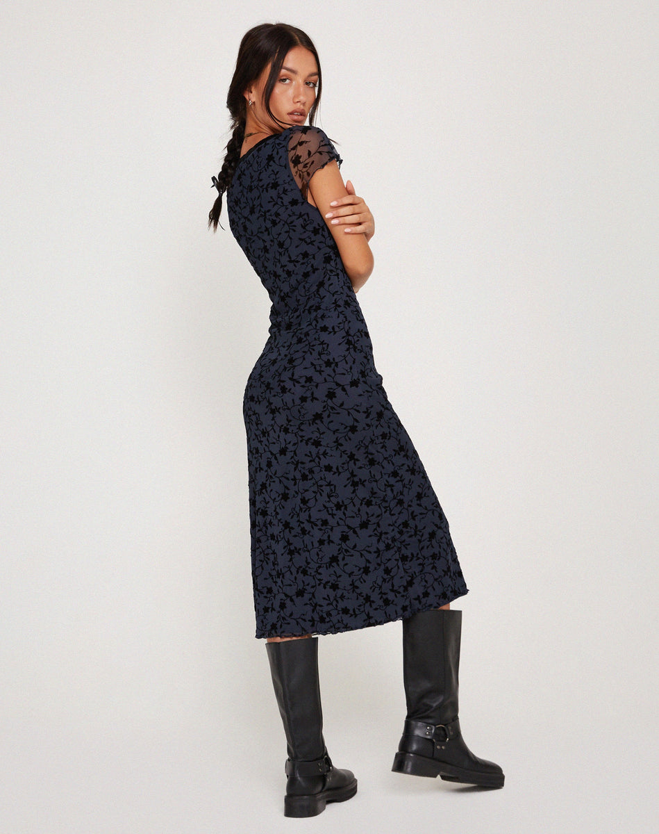 Vilinia Midi Dress in Pretty Petal Flock Black , Floral , V Neck