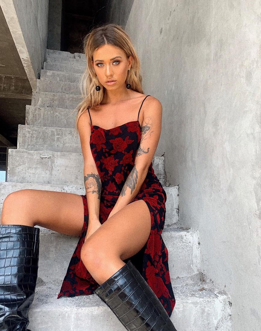 Rose black dress outlet
