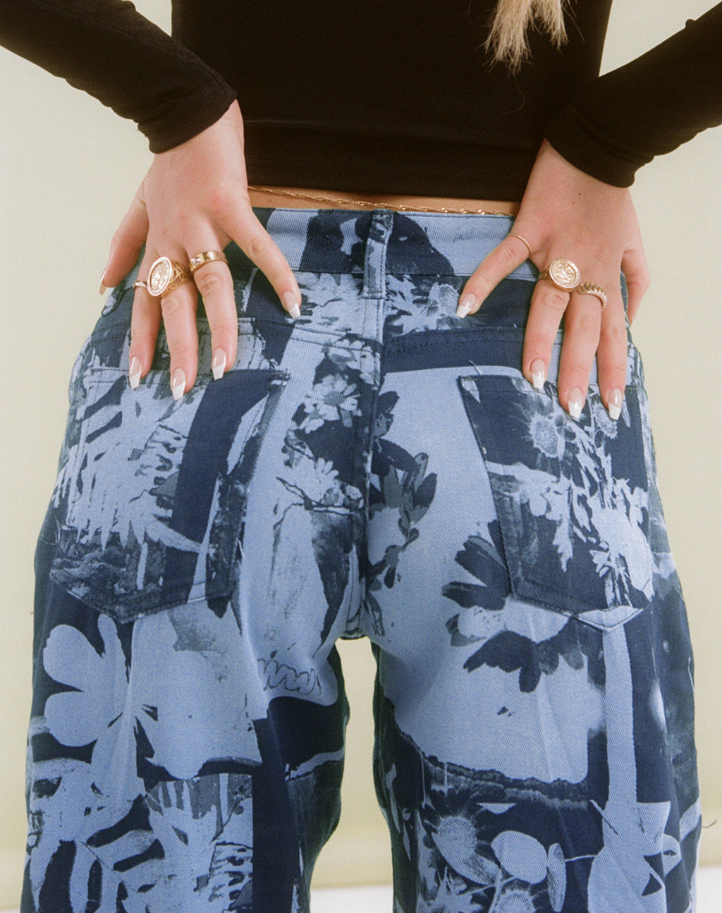 Motel x Olivia Neill Low Rise Parallel Jean in Photo Collage Blue