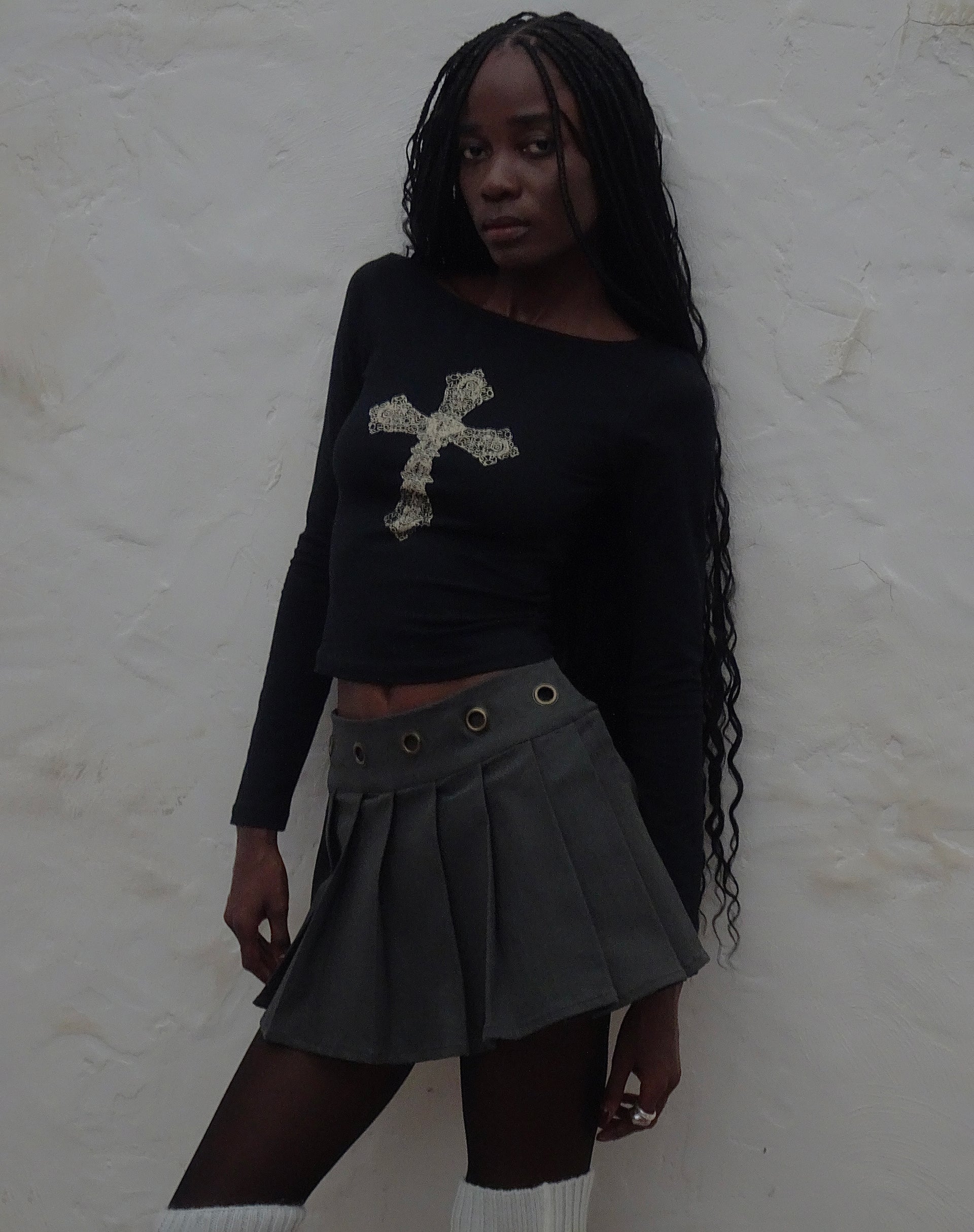 Black Cross Motif Long Sleeve Crop Top | Amabon – motelrocks-com-us