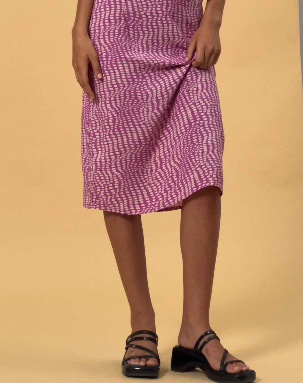 Harriet Midi Skirt in Wavy Polka Purple