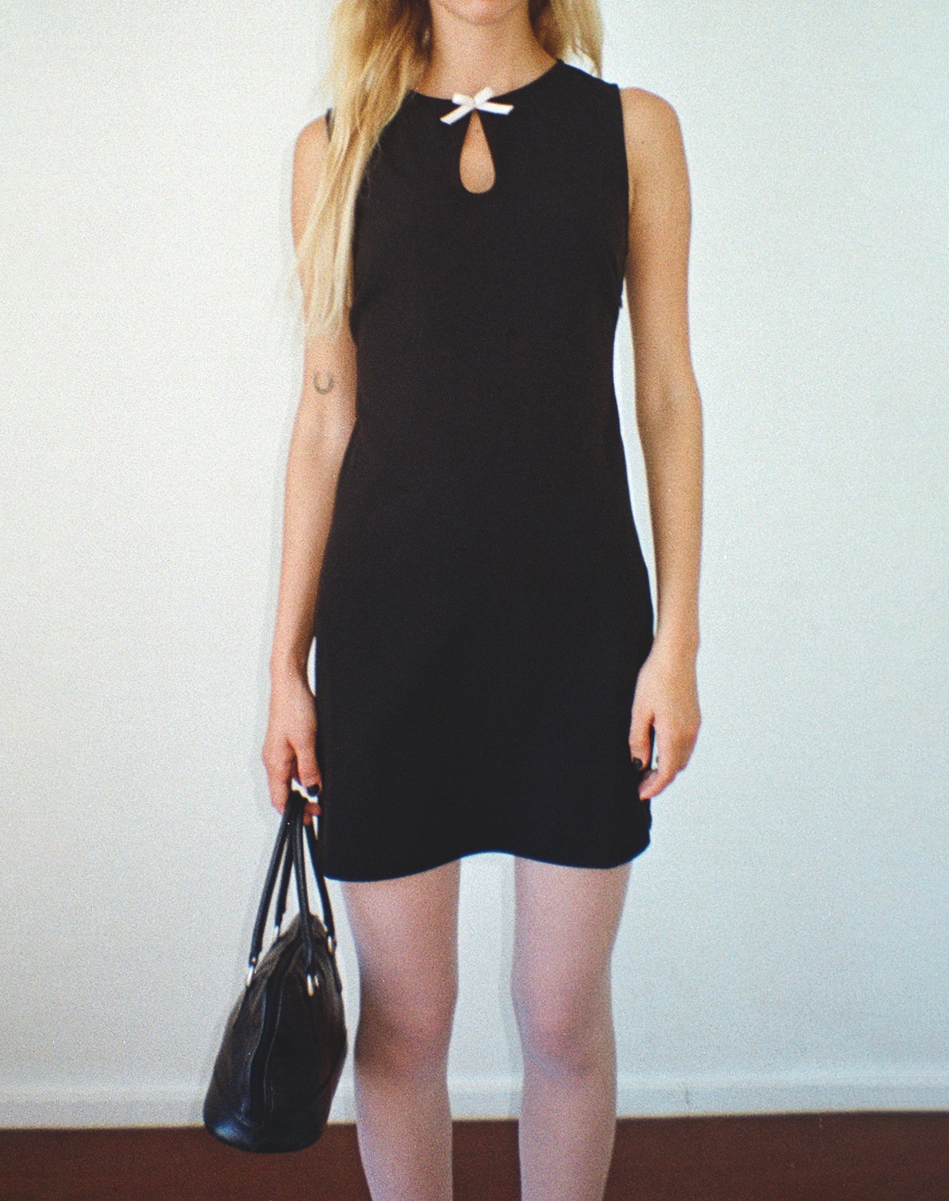 Sleeveless Black Mini Dress with Cream Bow | Bibidia motelrocks-com-us Sleeveless Black Mini Dress with Cream Bow | Bibidia motelrocks-com-us