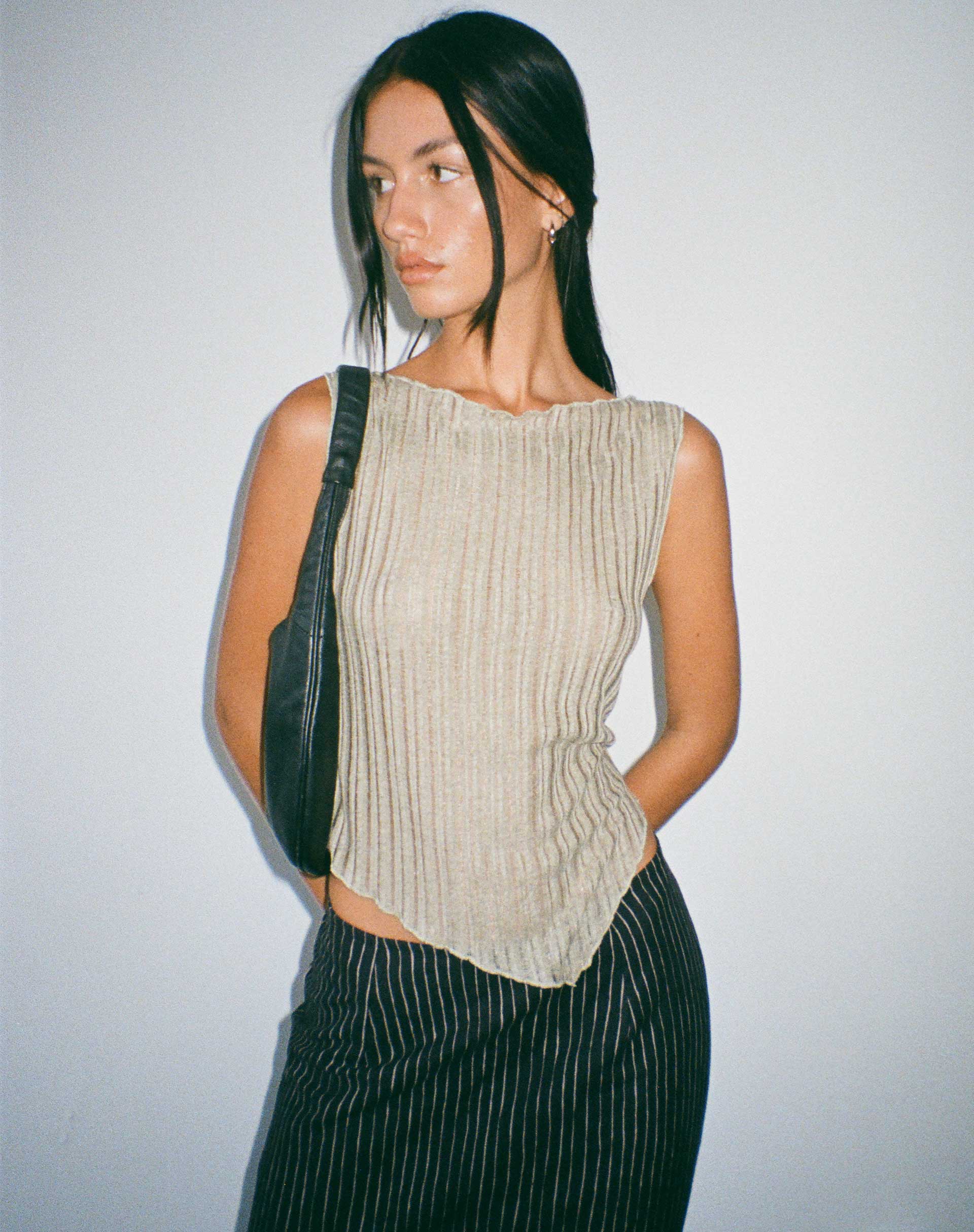 【タグ付き】Bibiy. MARY ANNE VEST Green Sage Knitted Vest Top | Etta – motelrocks-com-us