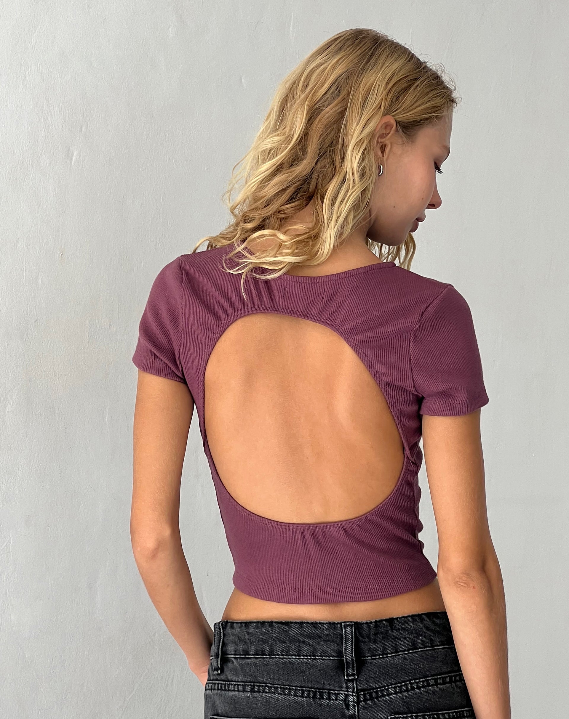 Image of Elyto Ribbed Open Back Tee in Mauve
