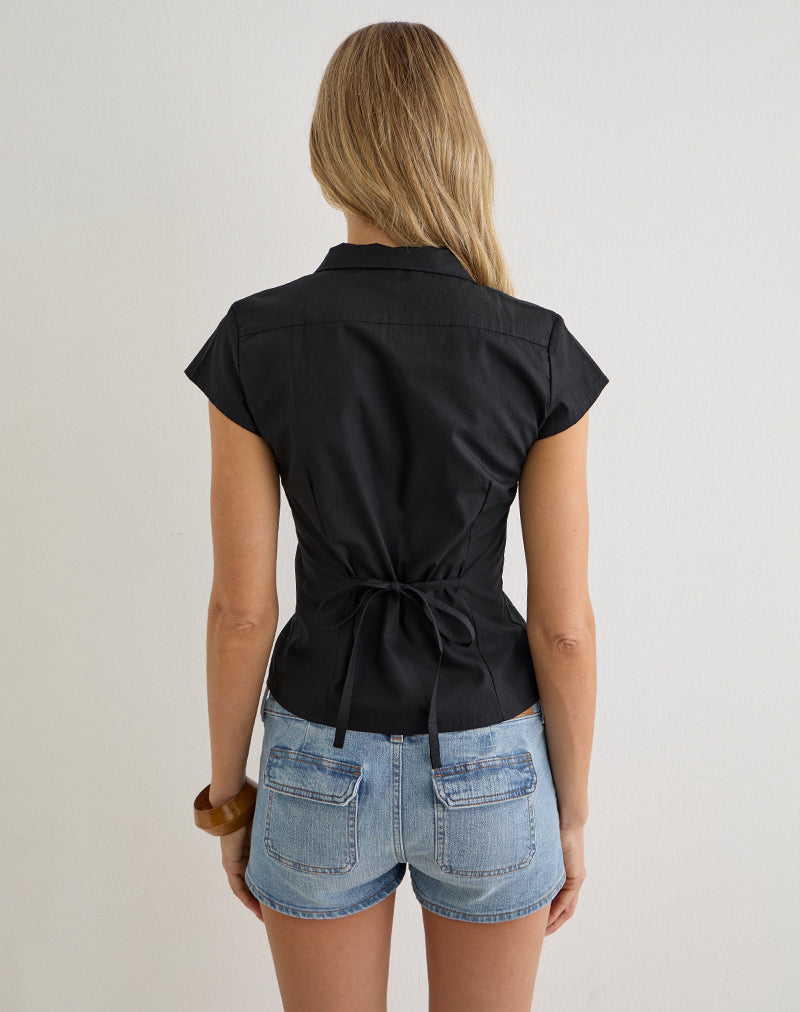 Black Poplin Blouse with Center Frill Detail | Estu – motelrocks