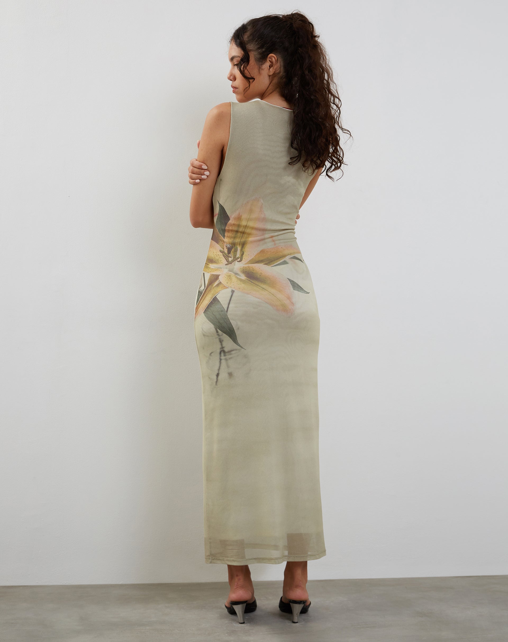 Image of Fayola Printed Maxi Dress in Yellow Lily Print
