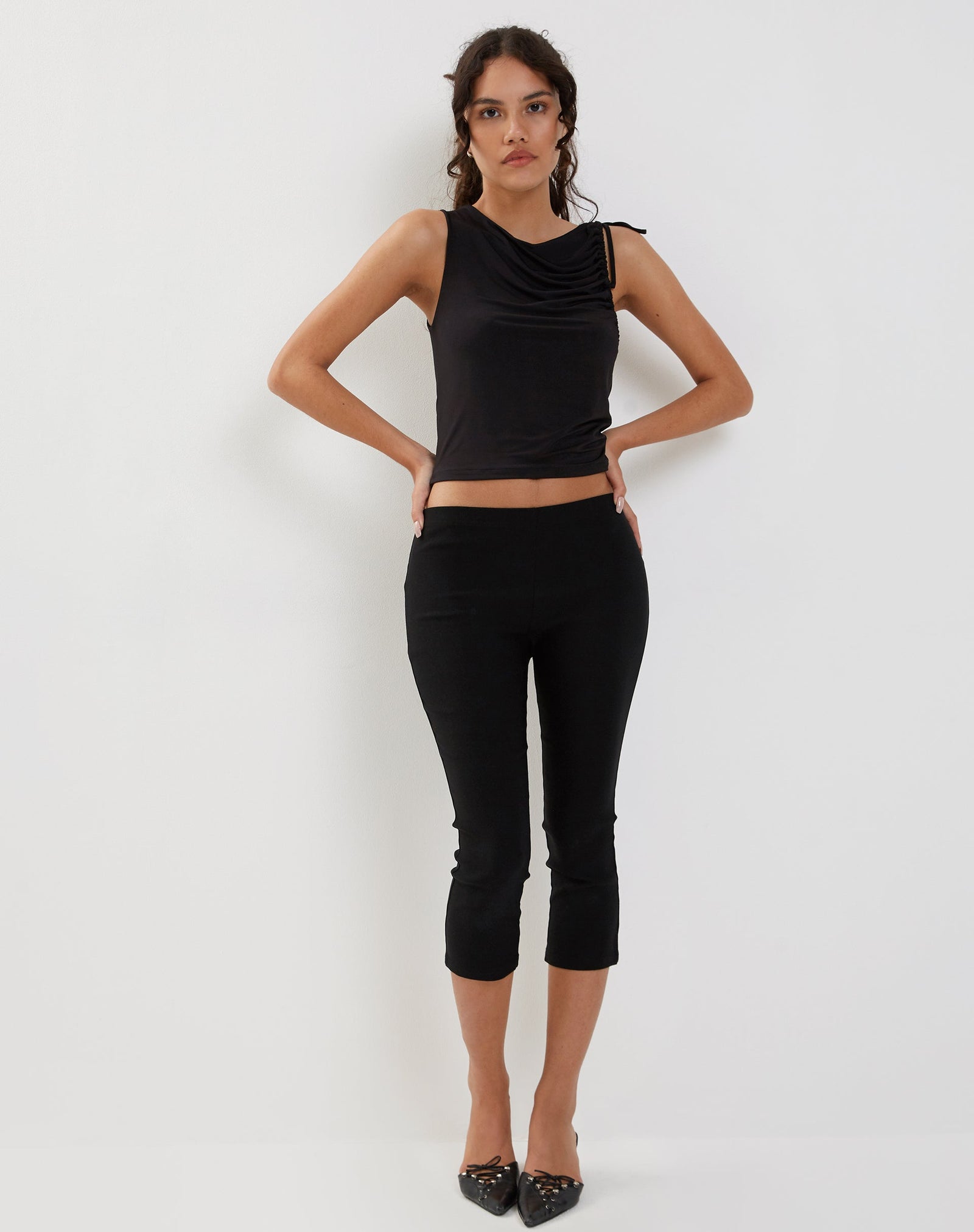 Jastio Vest Top in Black Ribbed Jersey