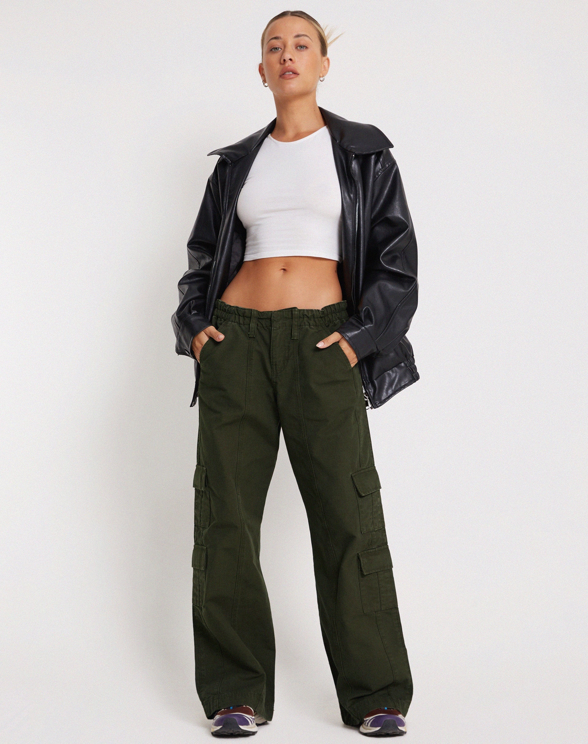 Image of Hansa Cargo Trouser in Dark Olive