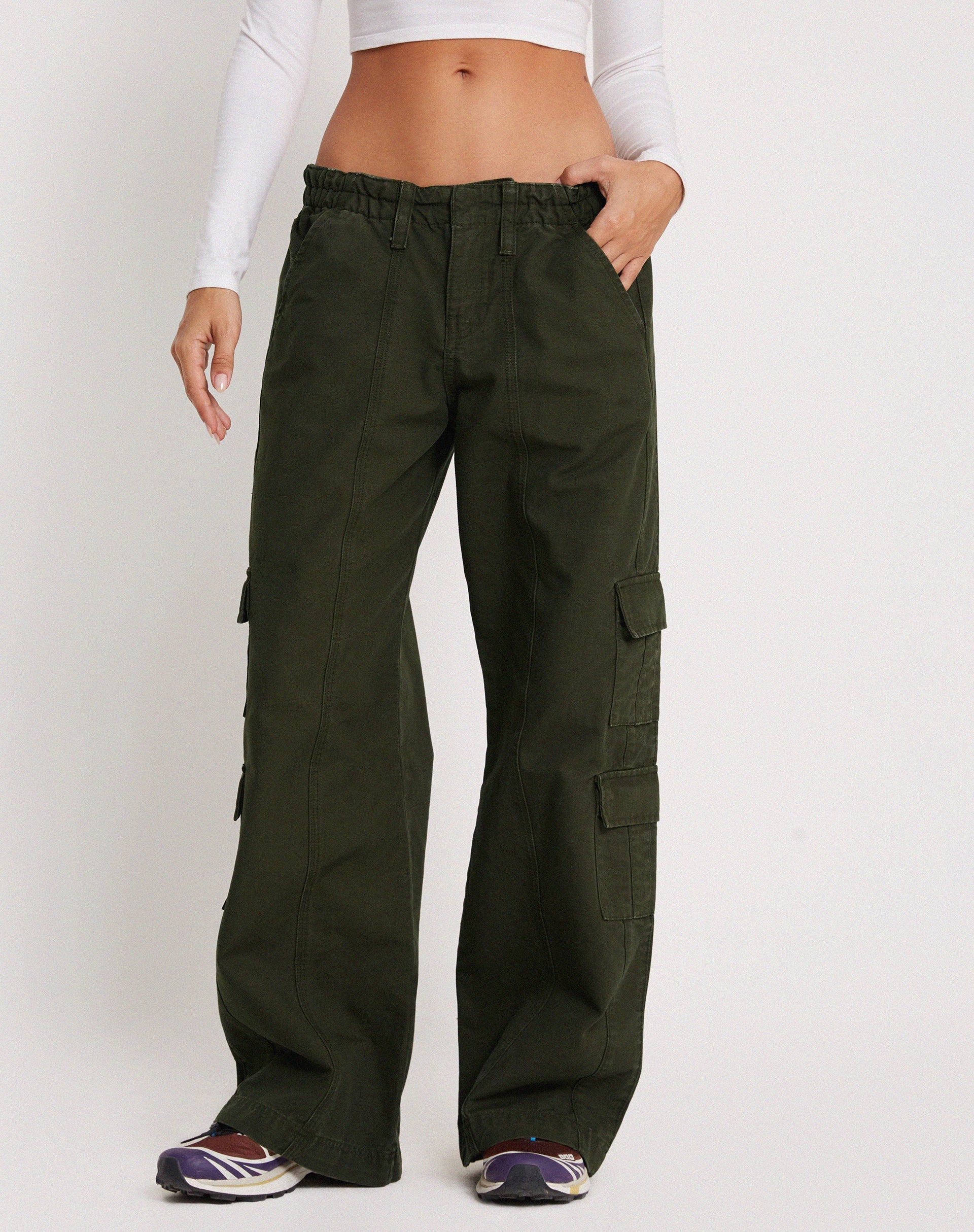 Image of Hansa Cargo Trouser in Dark Olive