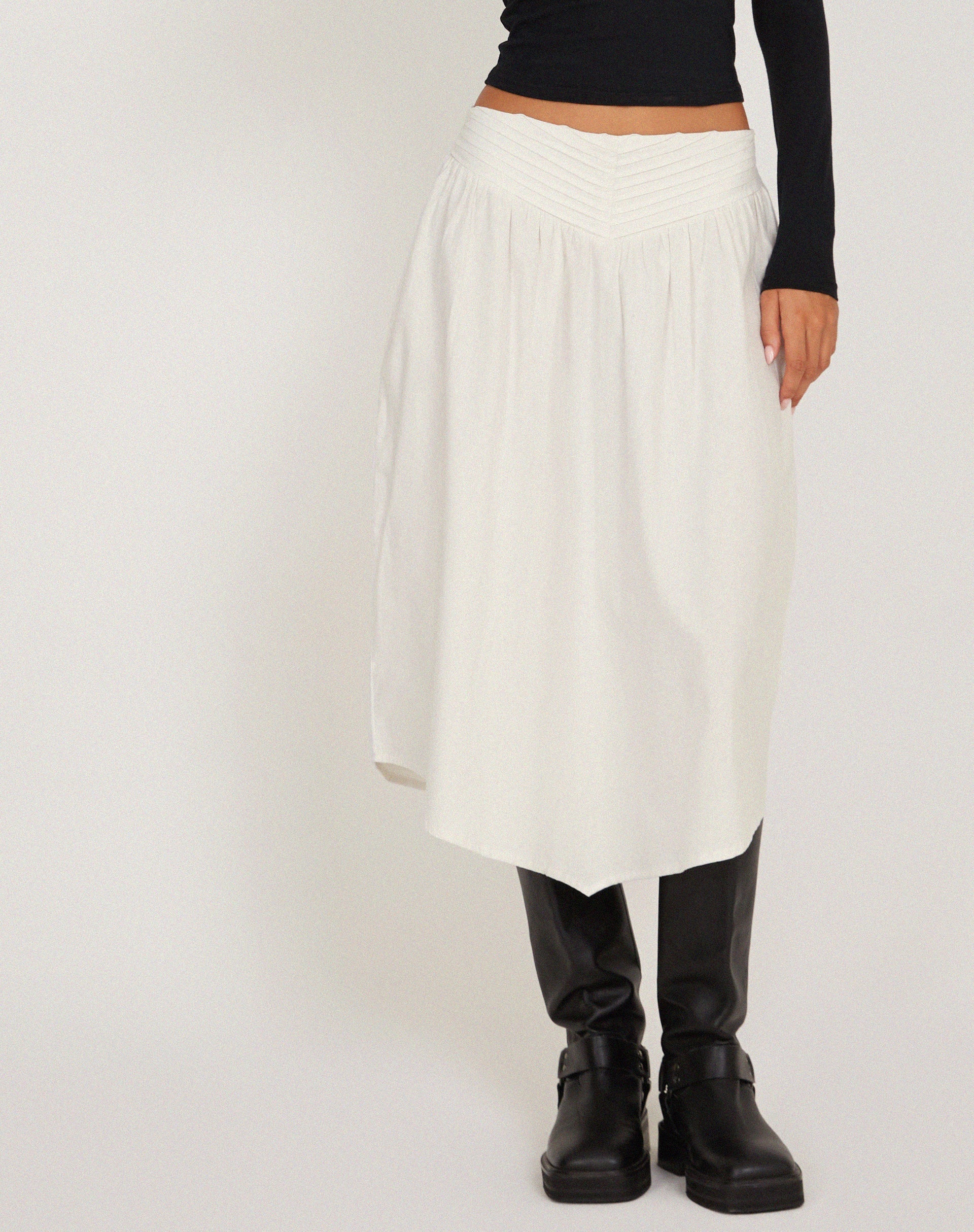 White linen skirt on sale india