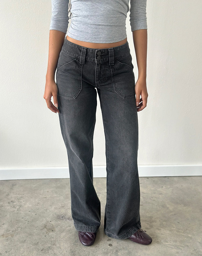 Low Rise Relaxed Cargo Jeans in Vintage Black