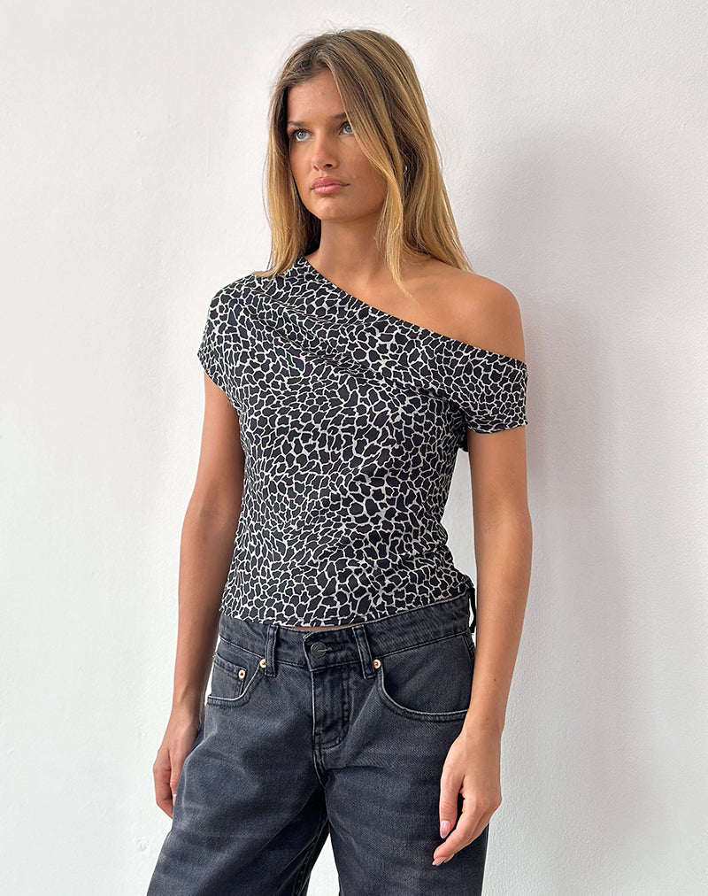 Jaridah Asymmetric Slouch Top in Giraffe Black and Cream