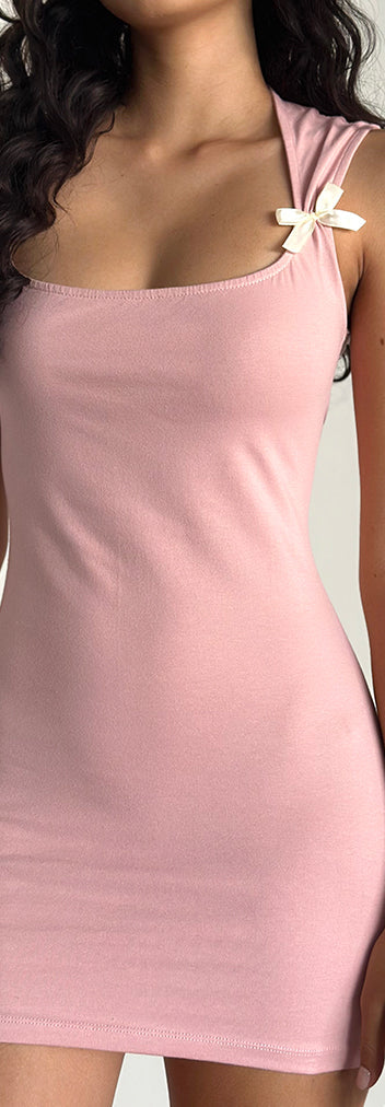 JS71 Chira Mini Dress With Belt in Hot Pink