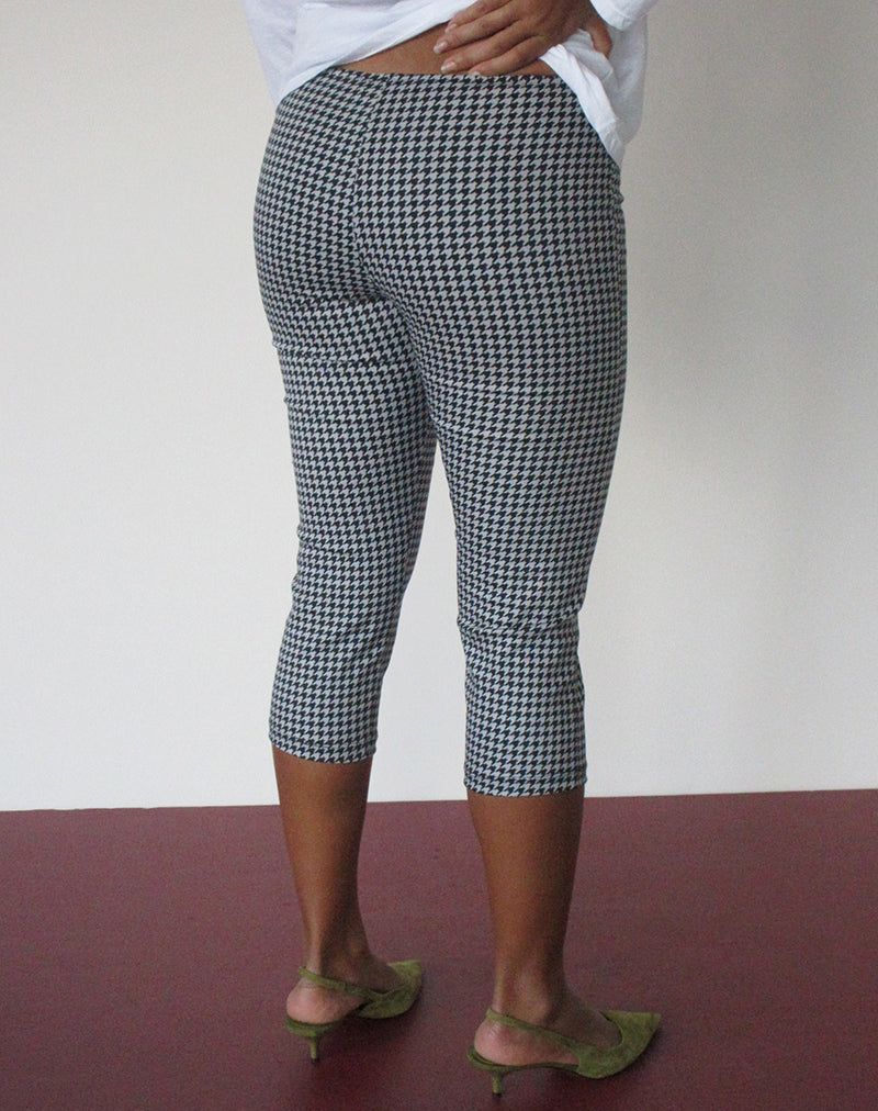 Image of Asla Cropped Capri Trouser in Twill Dogtooth Grey