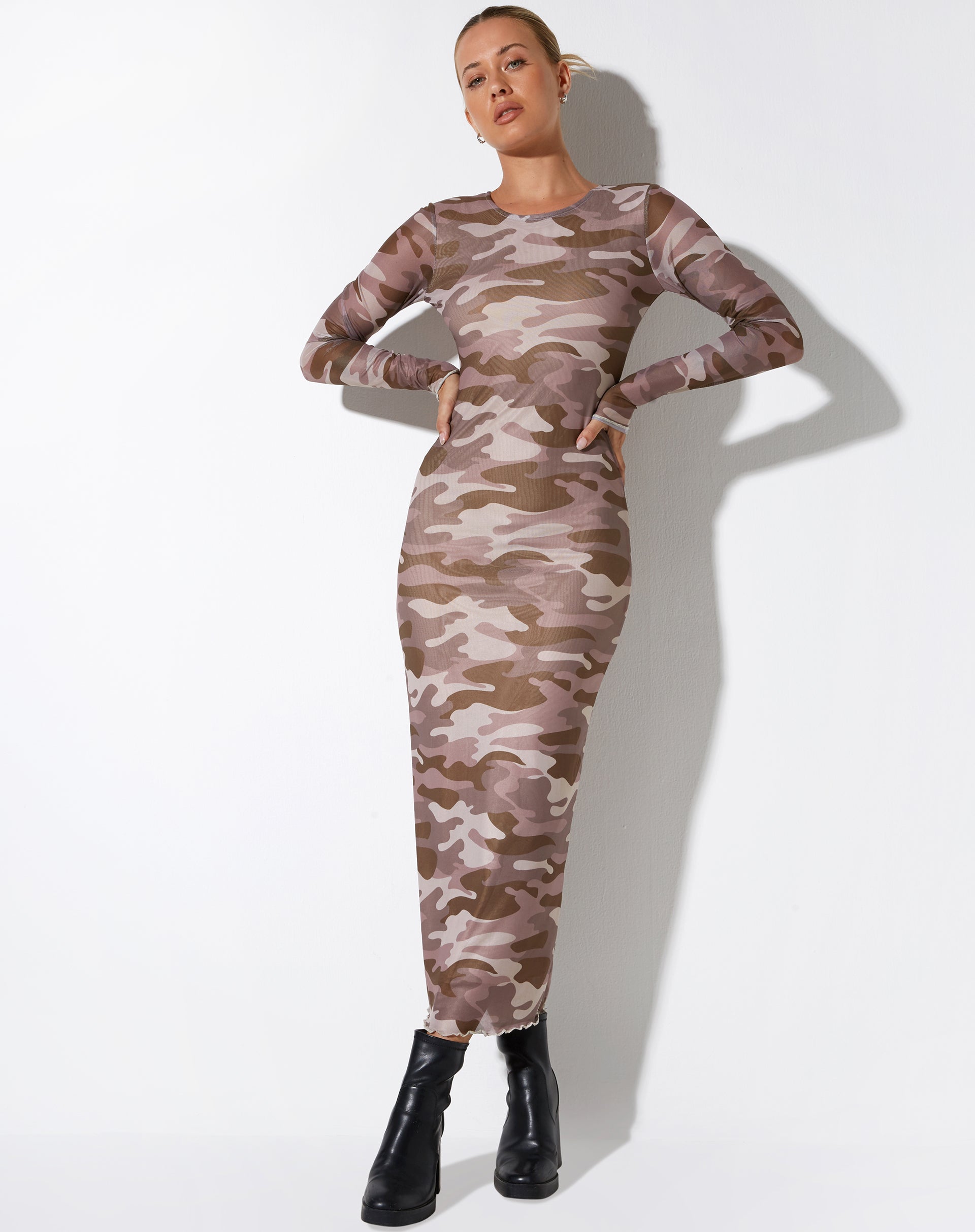 camouflage midi dress Camouflage midi slip dress with lace