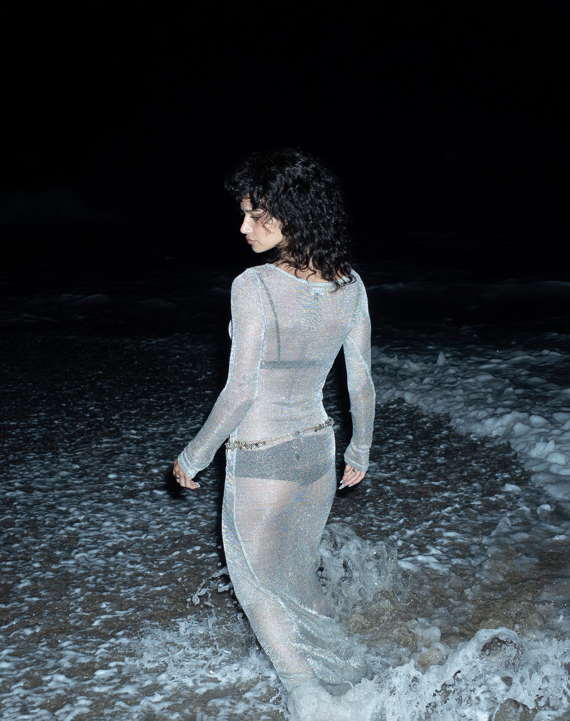 Silver Chain Long Sleeve Maxi Dress | Lavinia motelrocks-com-us Silver Chain Long Sleeve Maxi Dress | Lavinia motelrocks-com-us