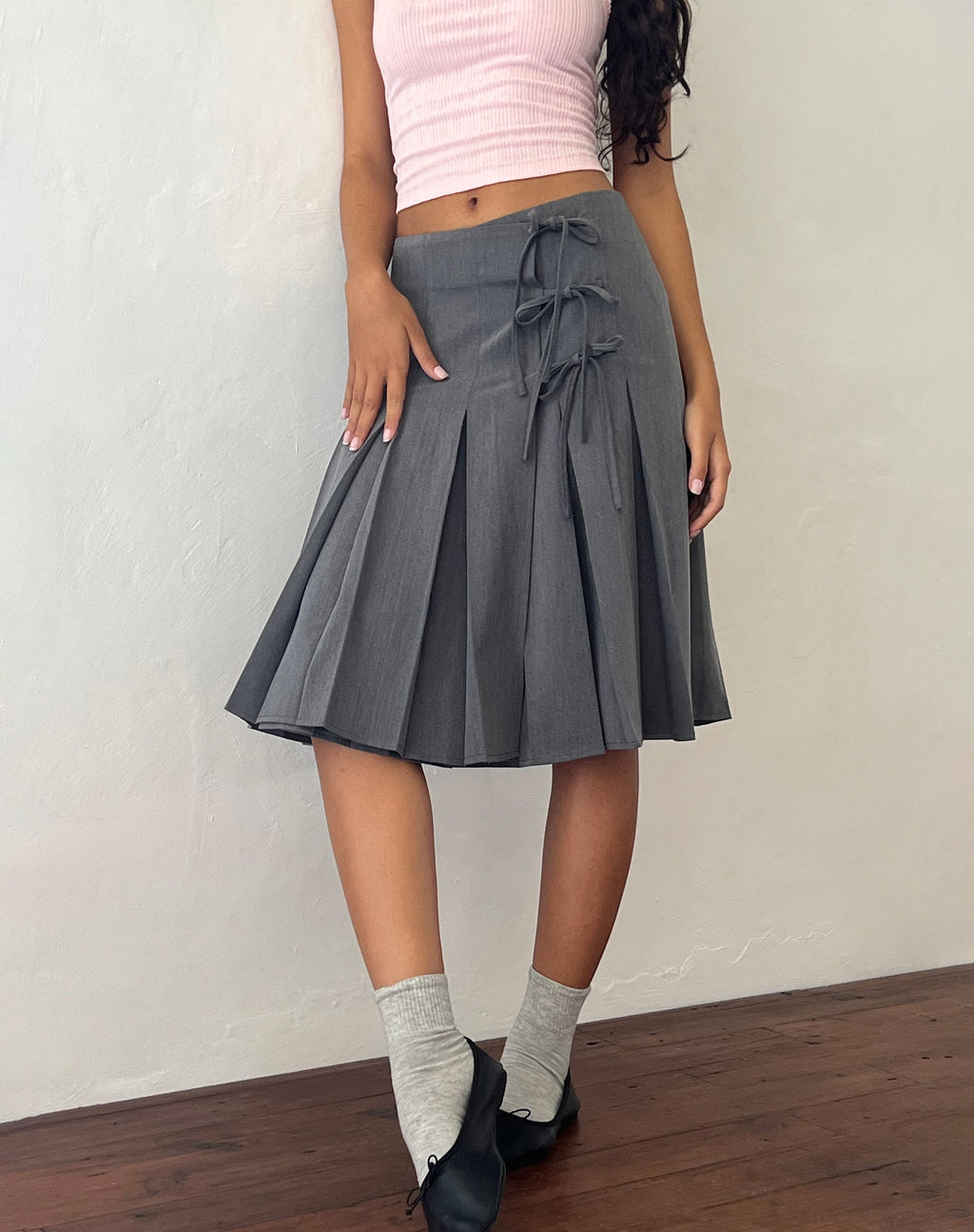 Madelyn Pleated Midi Skirt in Charcoal Tailoring