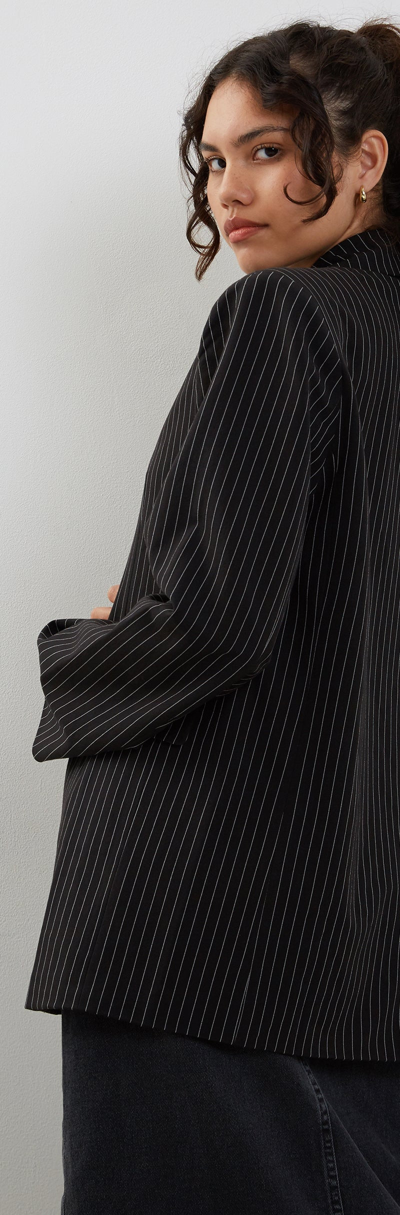 Blazer Maiwa en color tostado