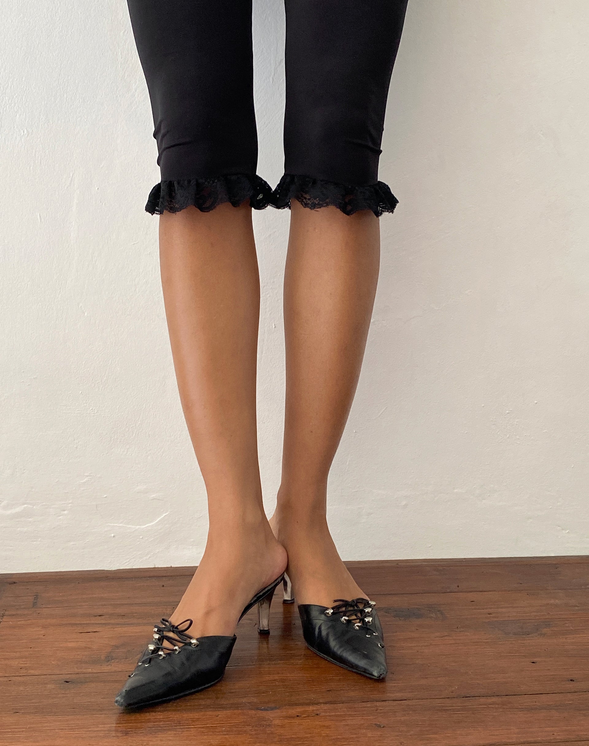 Annika Lace Frill Capri Trouser in Black