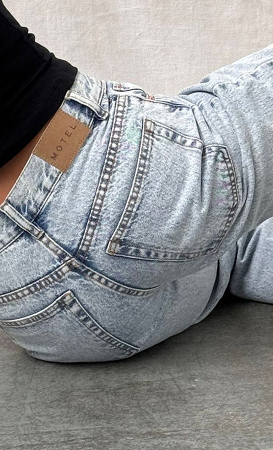 Mid Rise Slim Parallel