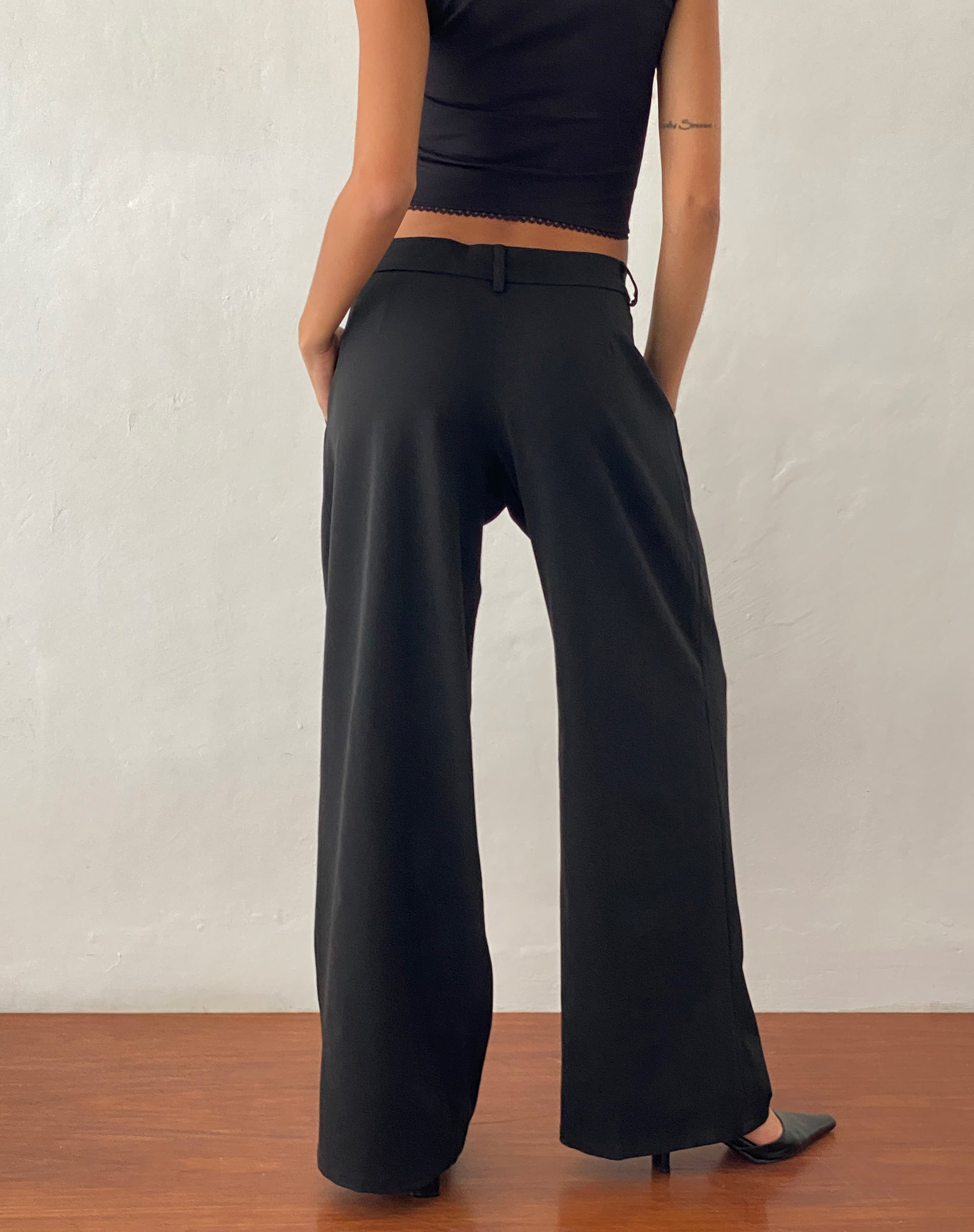 Alina Tailored Trouser In Black – Victoria Beckham US