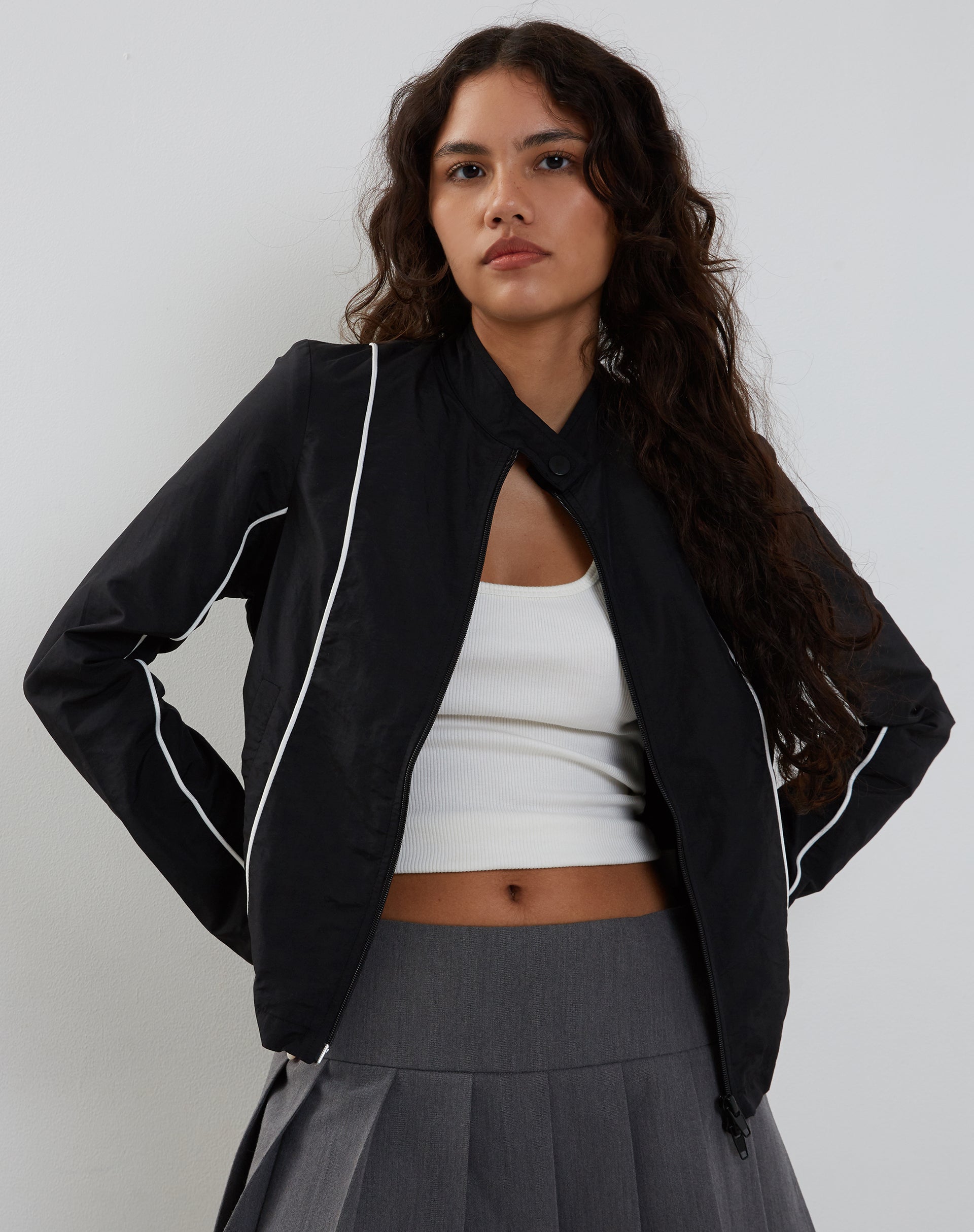 Buy XiuG Women's Long Sleeve Crop Top Biker Zip Up Bomber Jacket Coat with  Pocket Jackets (Color : Black, Size : L) at Amazon.in