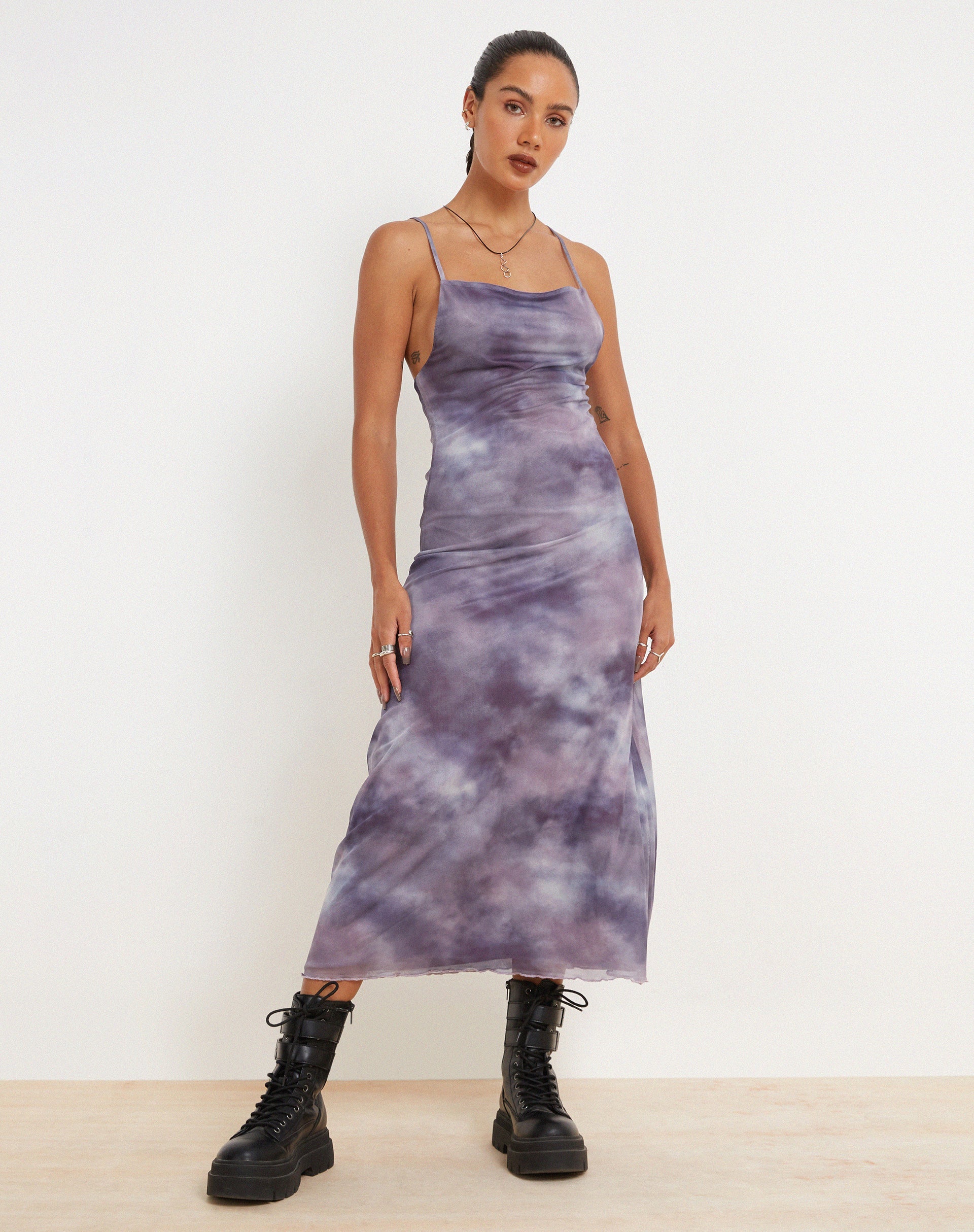 Smokey Gradients Purple Printed Midi Dress | Norishi motelrocks-com-us Smokey Gradients Purple Printed Midi Dress | Norishi motelrocks-com-us