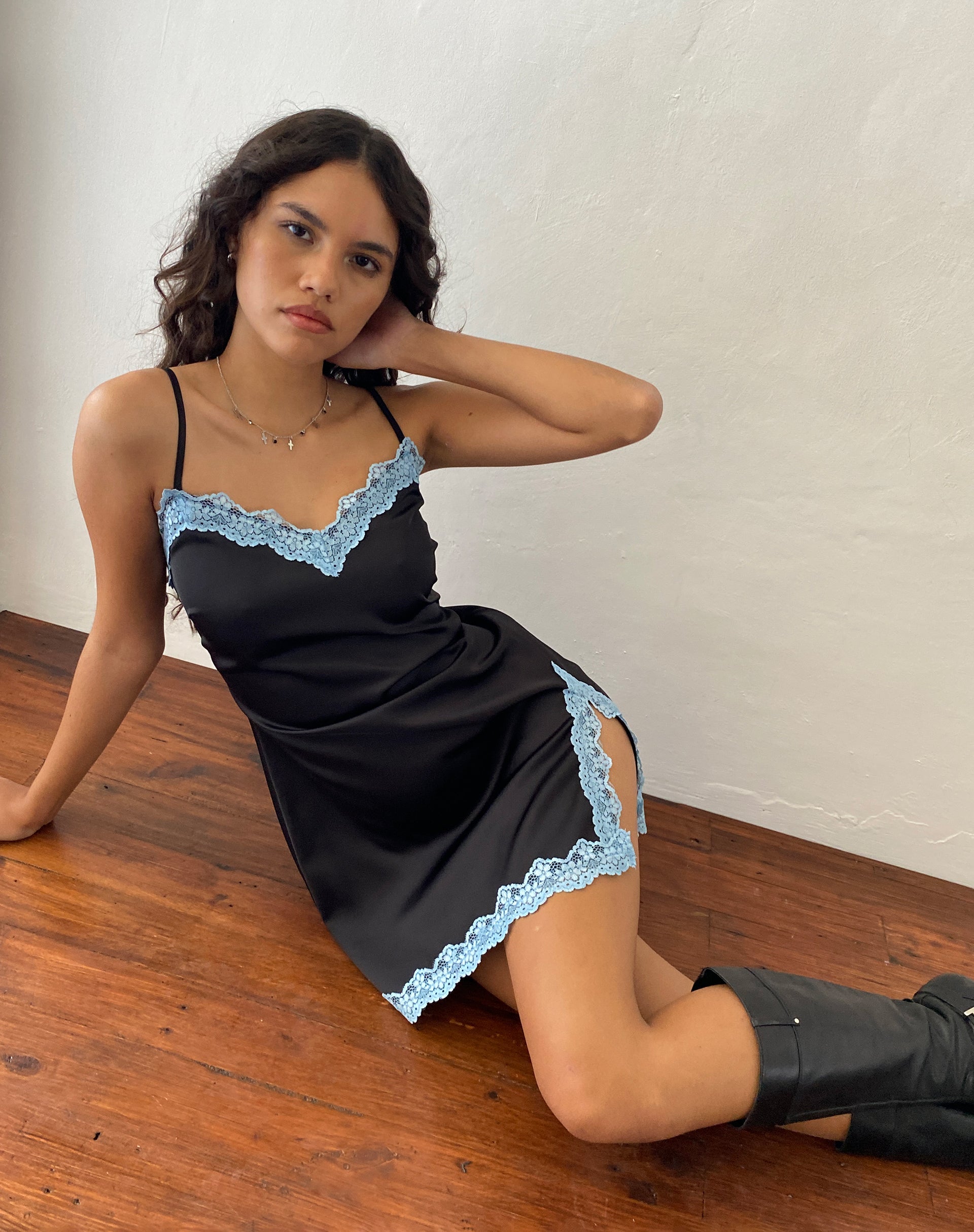 Oming Slip Mini Dress in Black with Blue Lace , V Neck , Zip Up Oming Slip Mini Dress in Black with Blue Lace , V Neck , Zip Up
