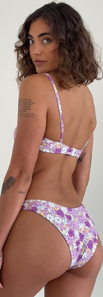 Pali Bikini Top in Shine Red