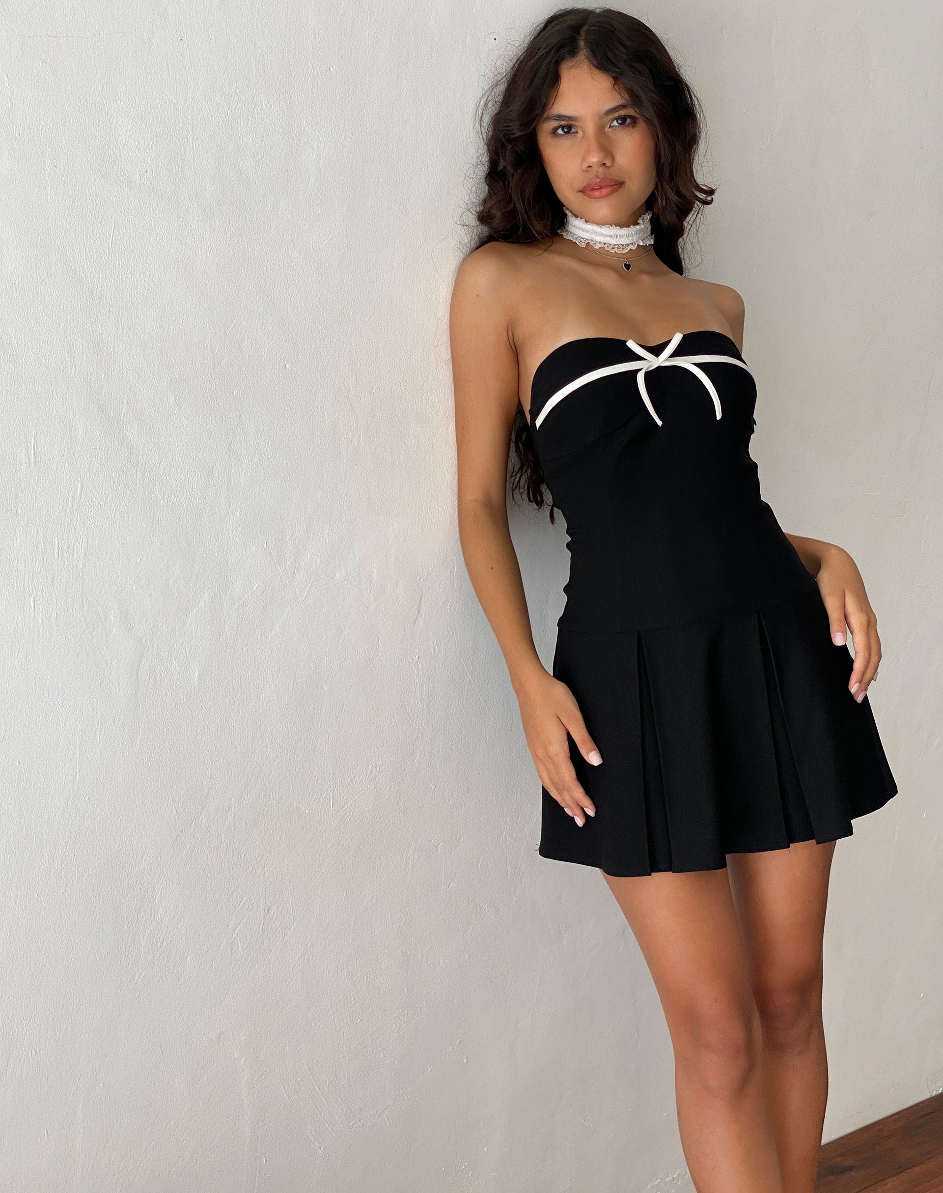 Motel panolia bow front pleat mini dress in Black and White Motel panolia bow front pleat mini dress in Black and White