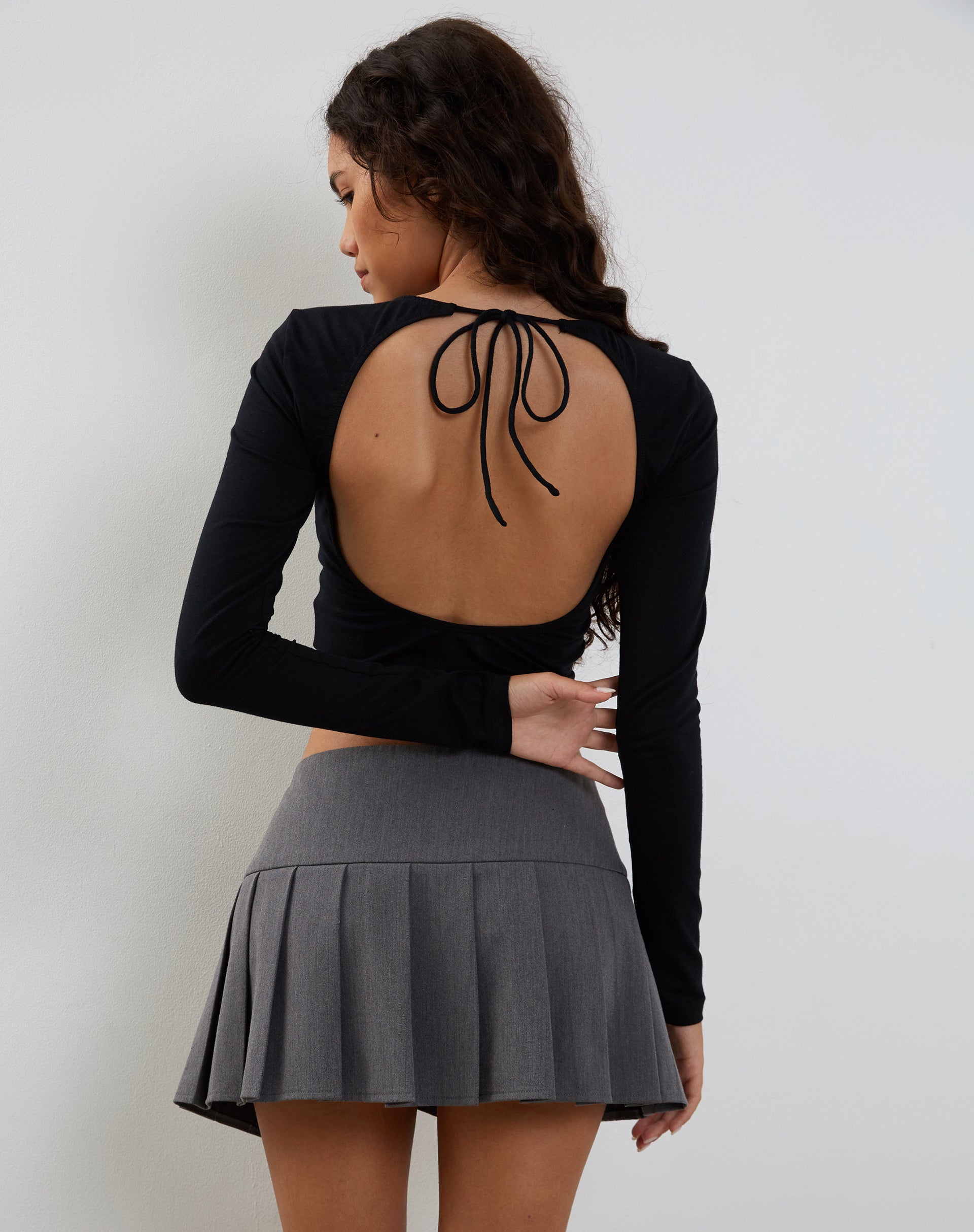 Black Long Sleeve Open Back Top | Ratmi – motelrocks-com-us