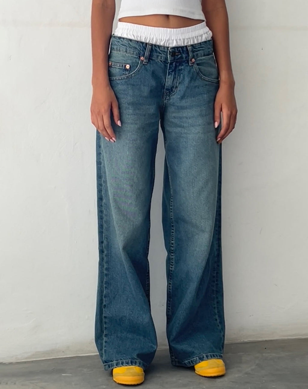 Roomy Extra Wide Low Rise Jeans in Indigo