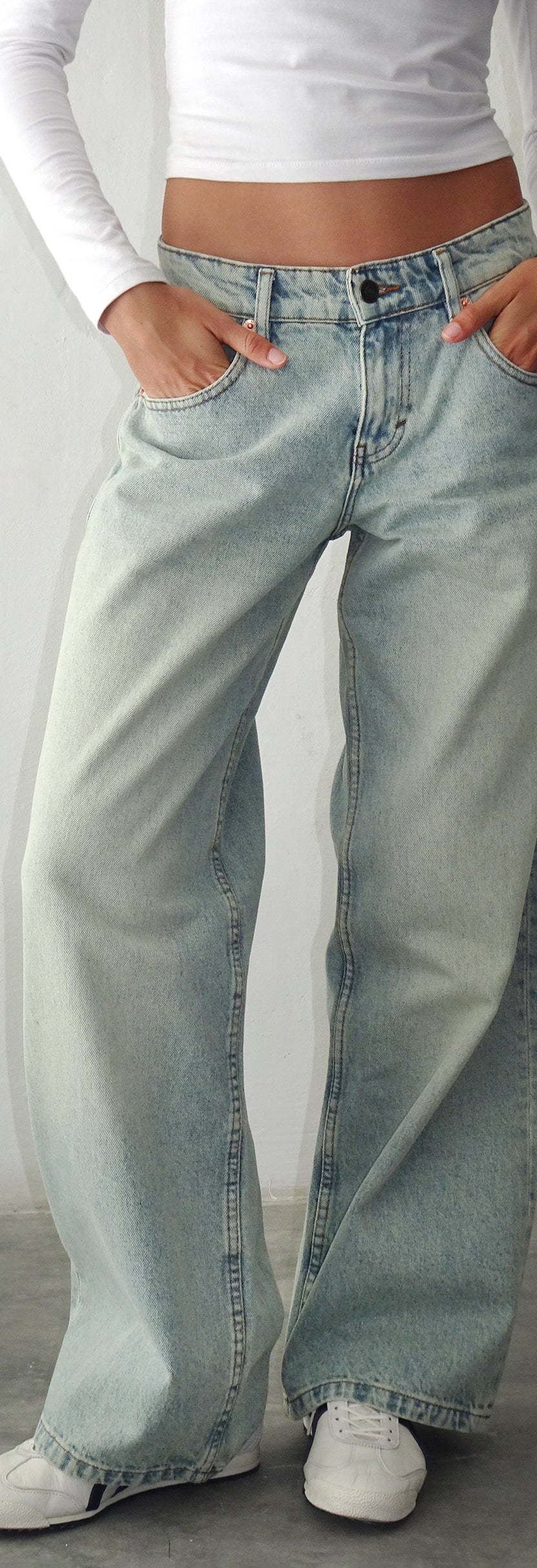 Gary Low Rise Jean - Light Wash main image 0