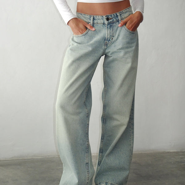 Super Bleach Wash Low Rise Jeans | Roomy – motelrocks-com-us