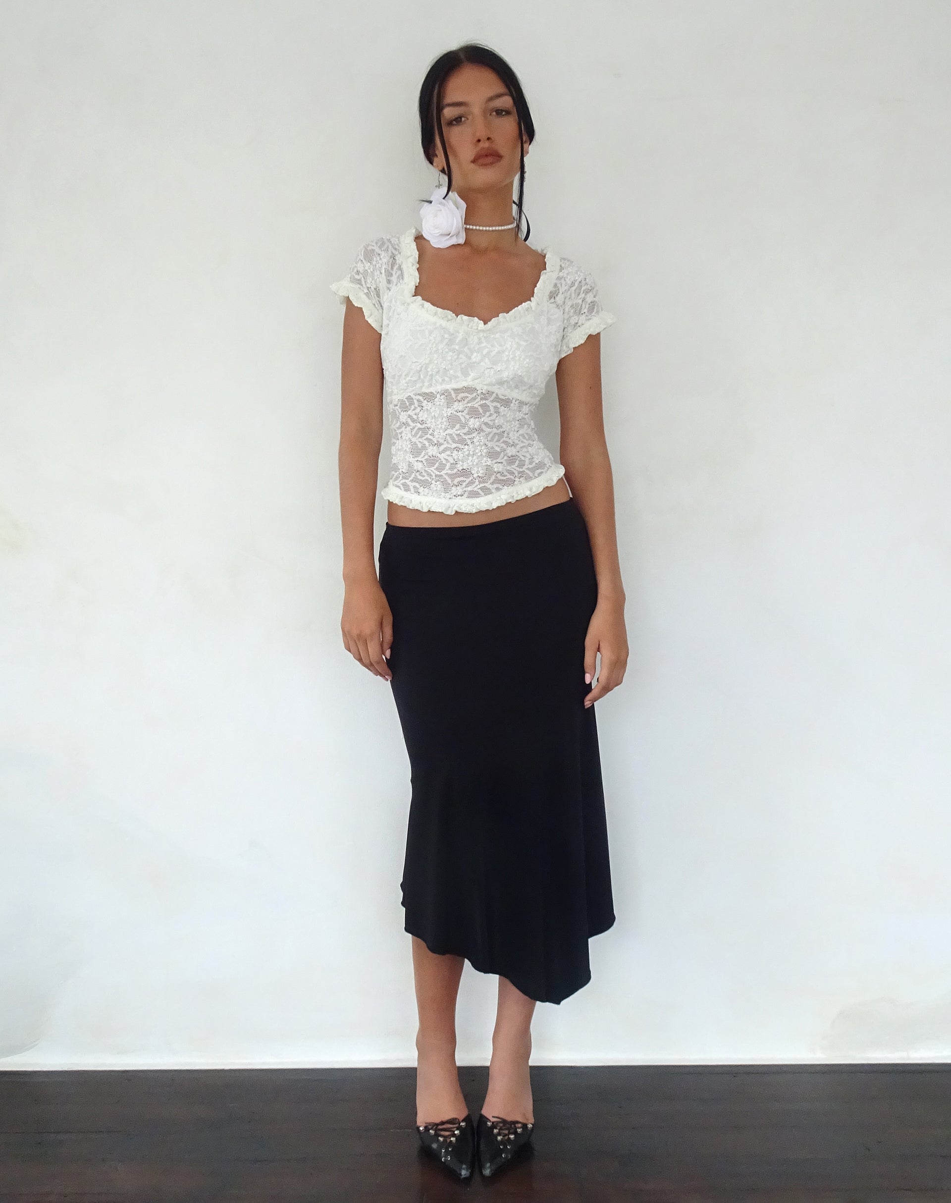 White Lace Crop Top With Ruffles Stradivarius in white  White lace crop  top, White ruffle blouse, Lace crop tops