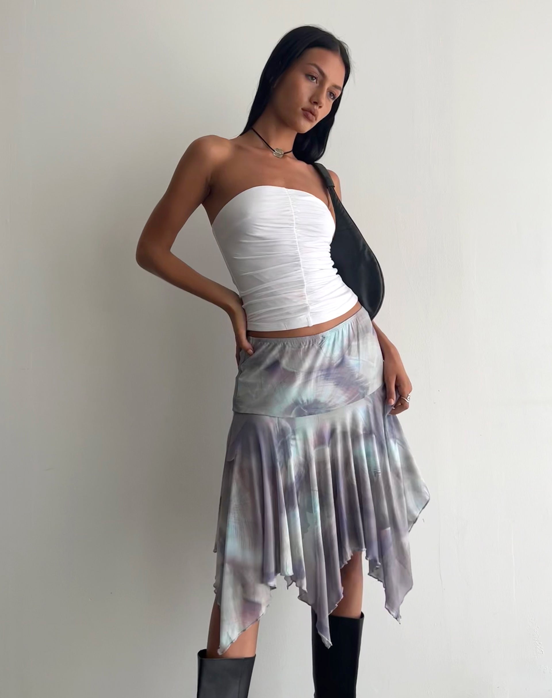 Image of Jovali Low Waist Midi Skirt in Mesh Printed Pearly Shell