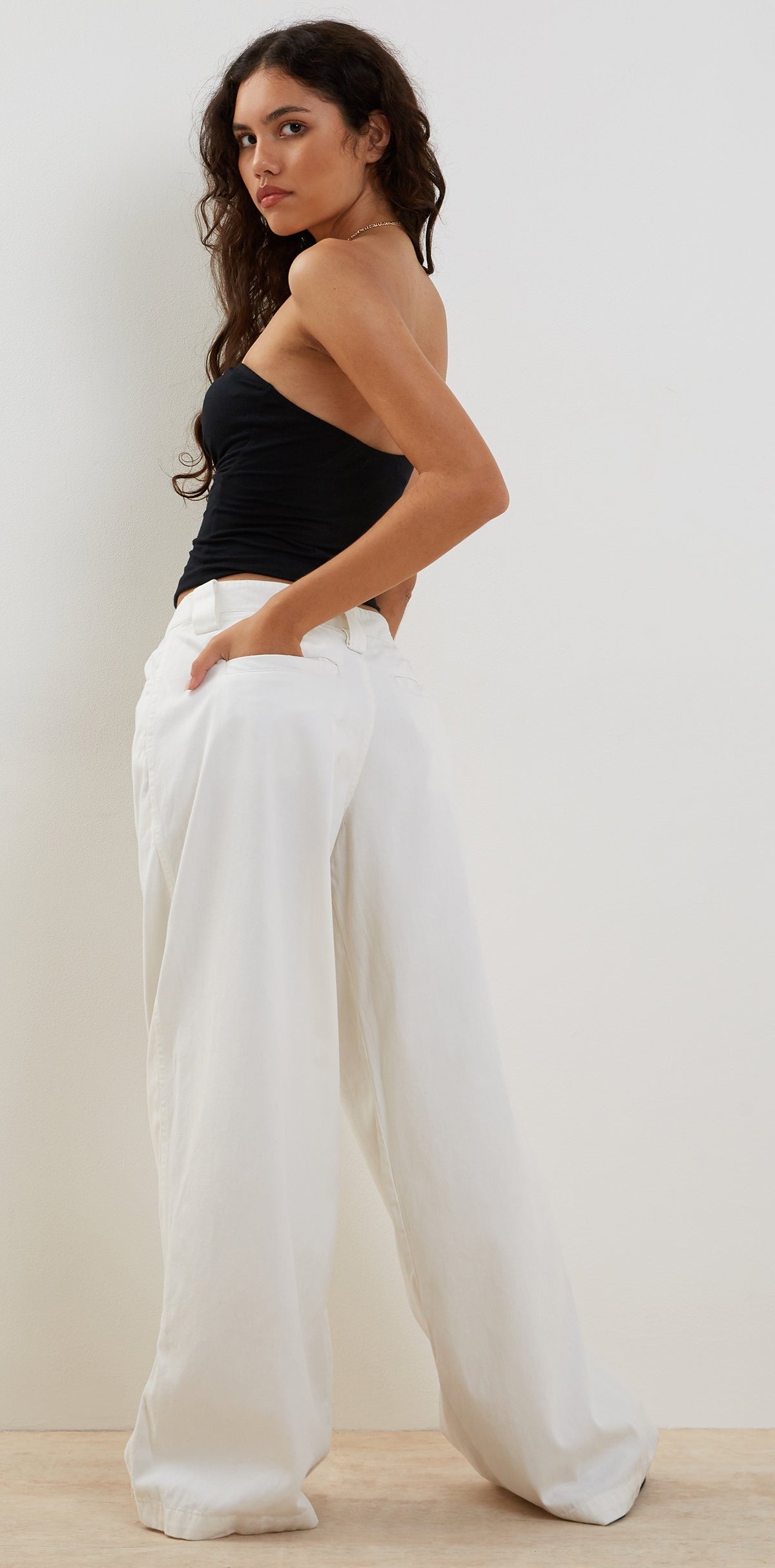 Sorrento Twist Front Top