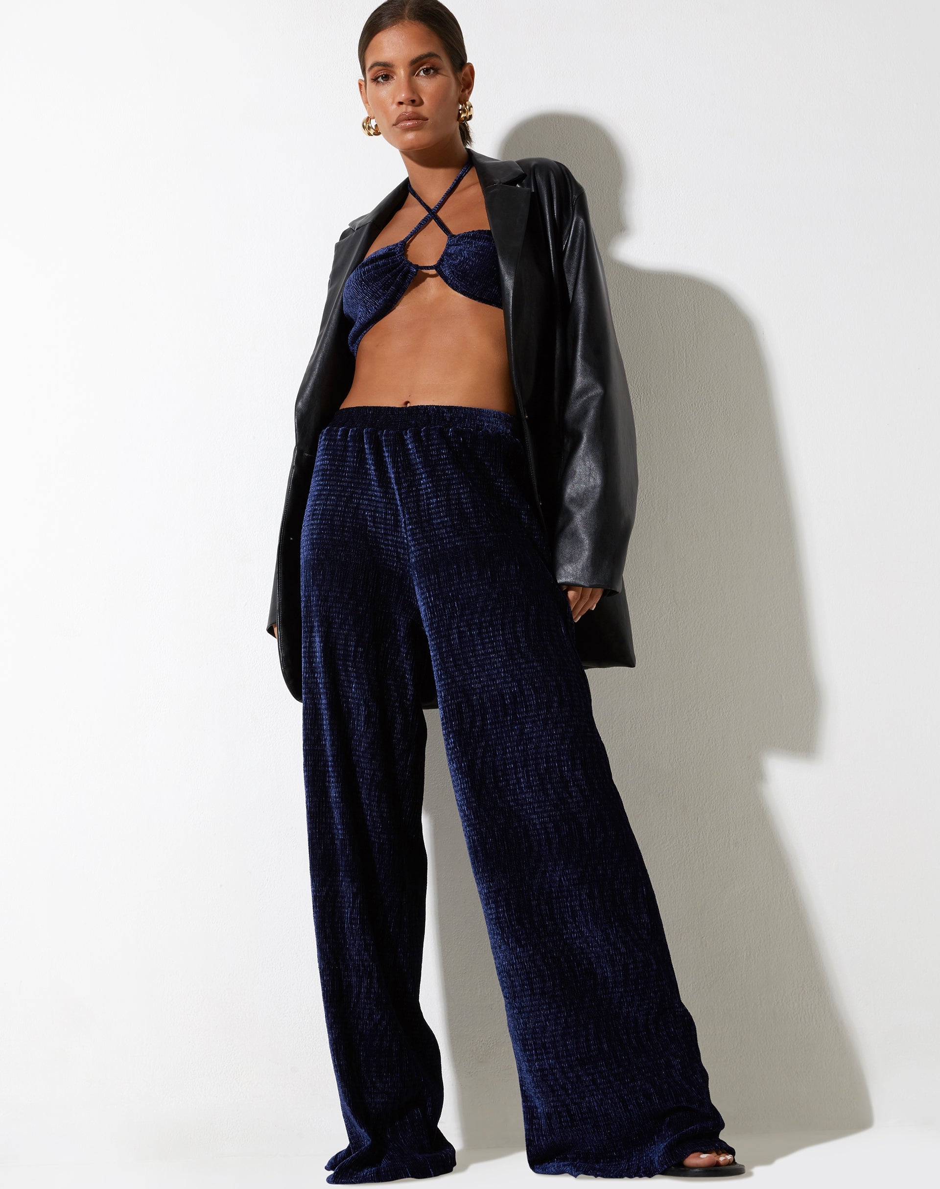 L'APPARTMENT MADISONBLUE VELVETパンツ Navy Blue Velvet High Waisted Wide Leg Trousers | Obeli