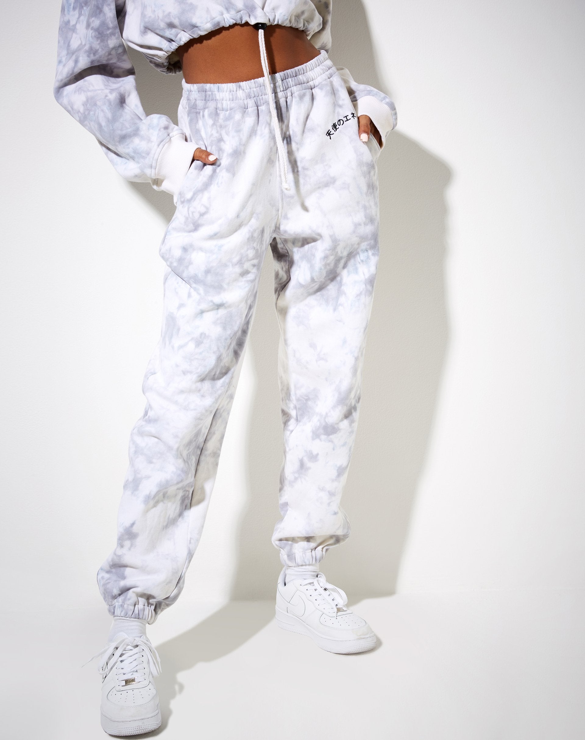 White joggers to online tie dye