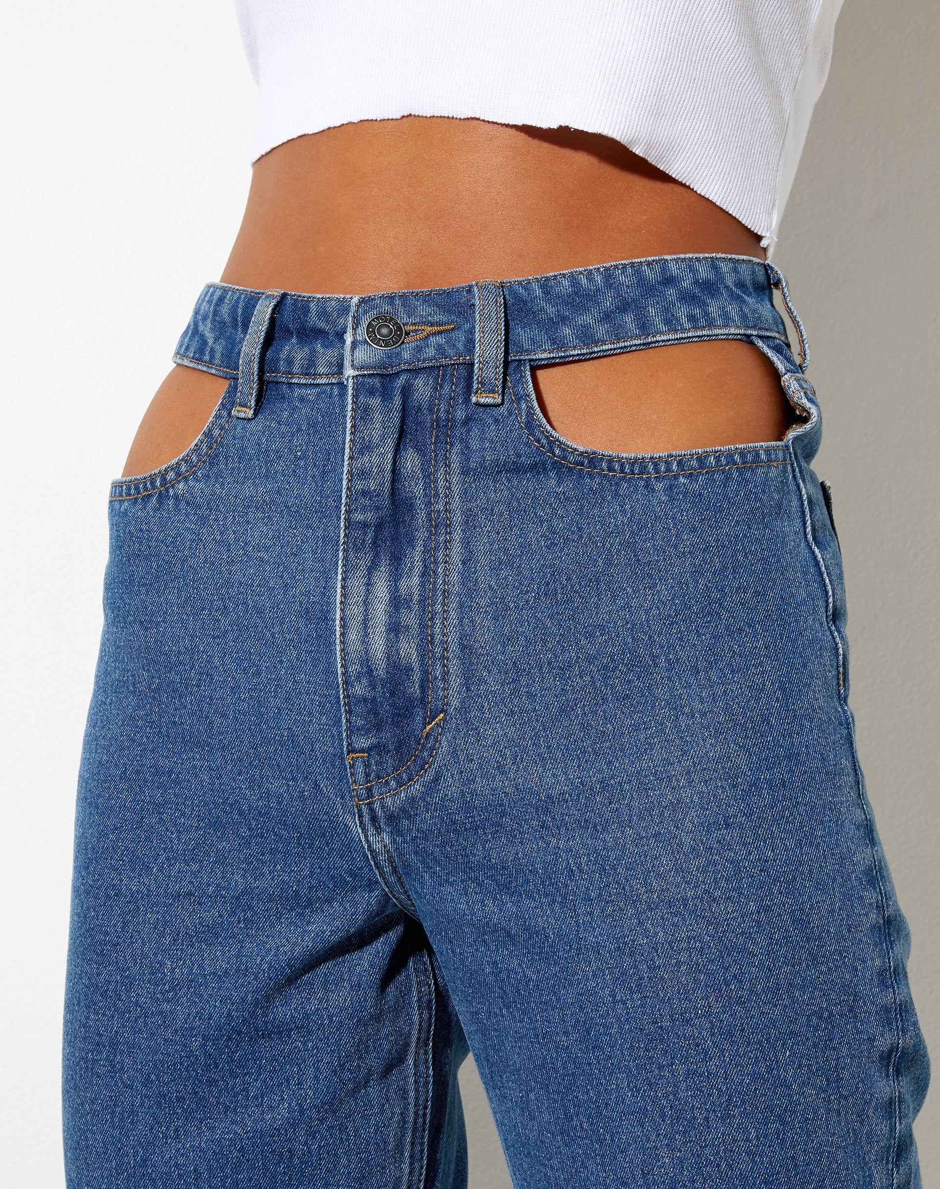 Image of Cut Out Straight Leg Jean in Mid Wash