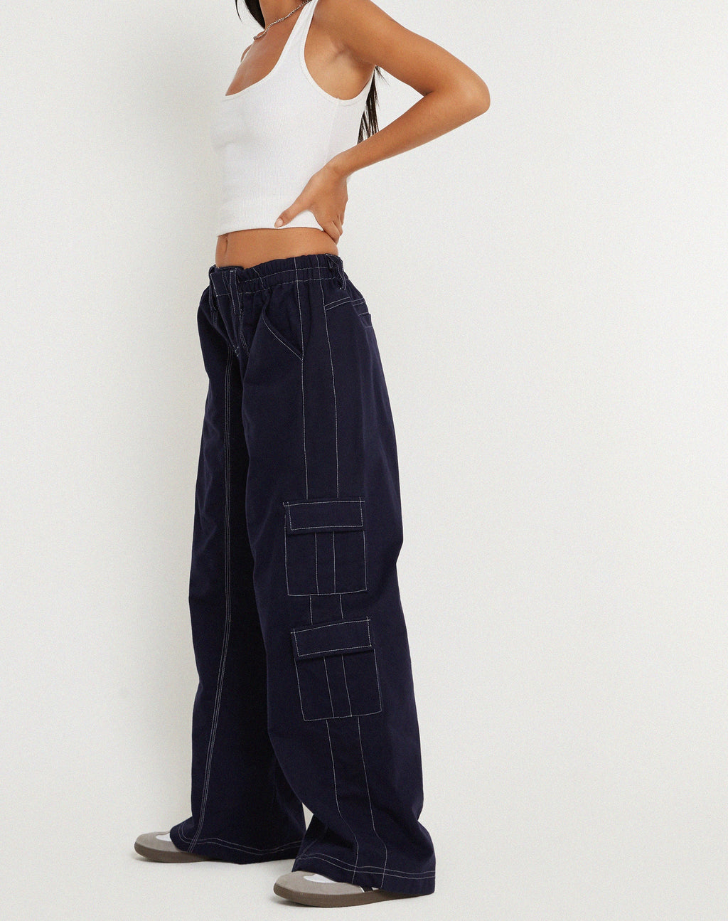 Hansa Trouser in Navy with Top White Stitch