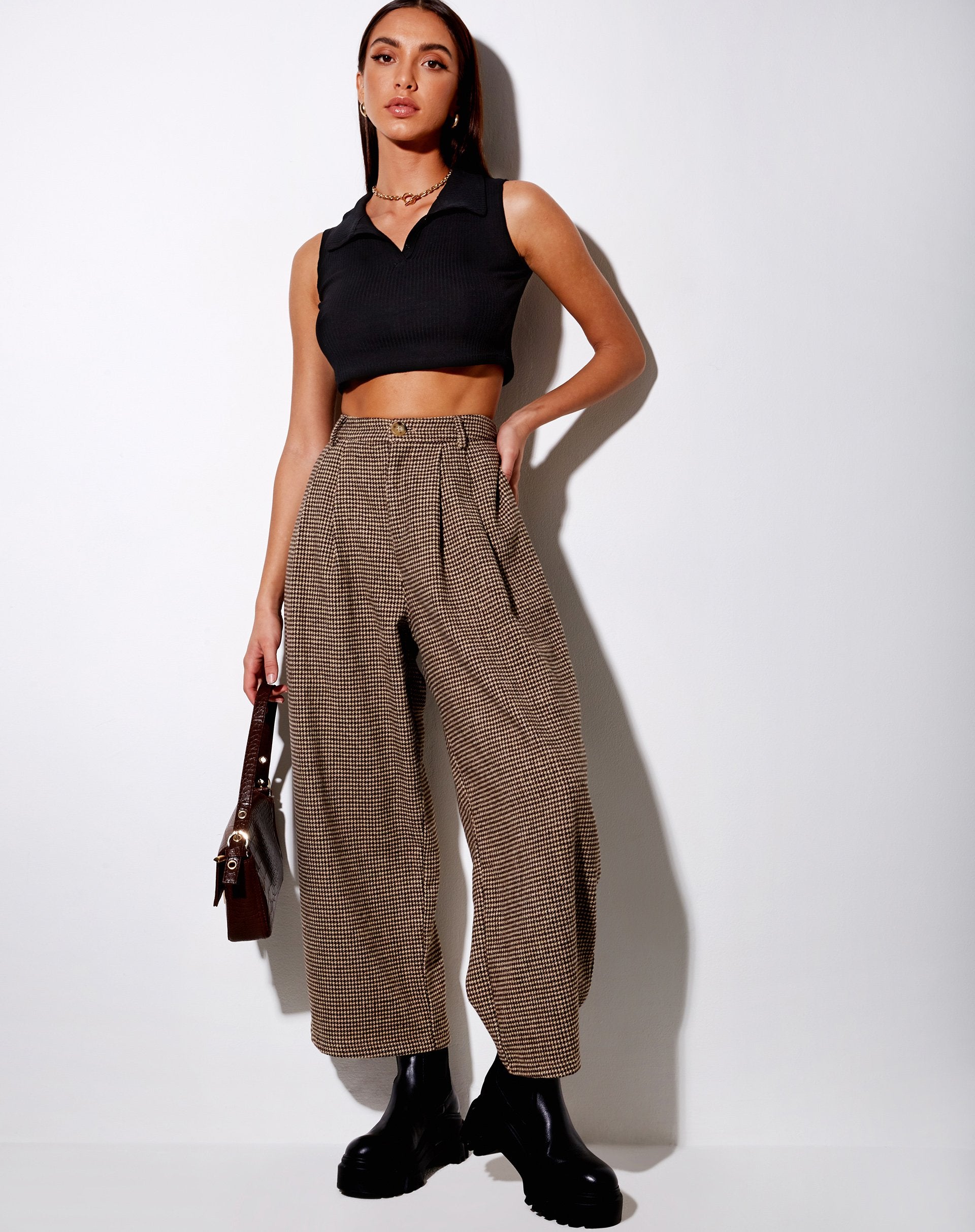 Image of Hatta Culotte Trouser in Houndstooth Brown