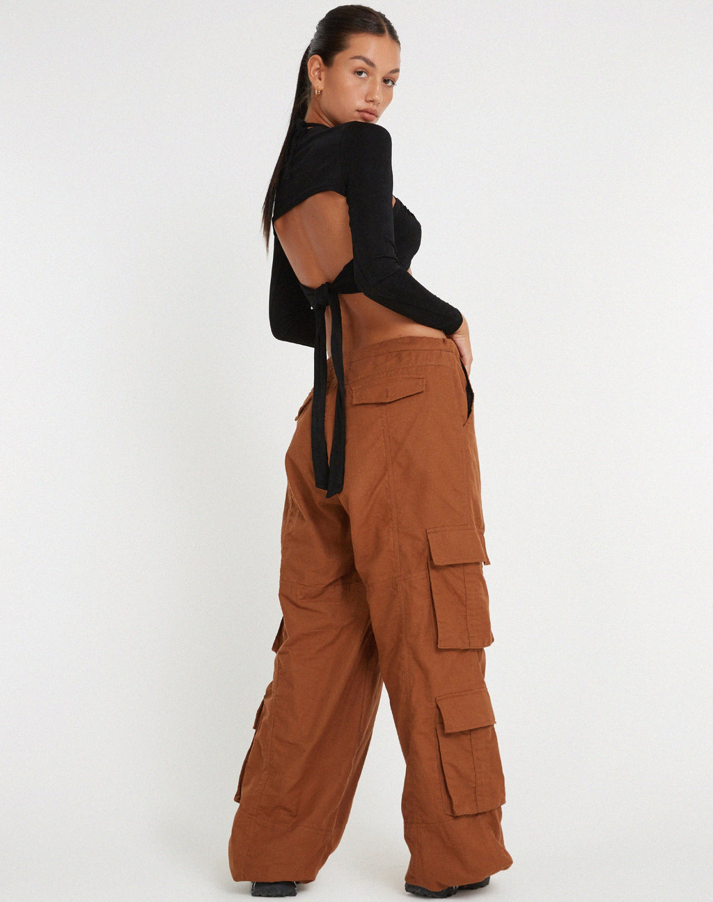 Philia Cargo Trouser in Bombay Brown