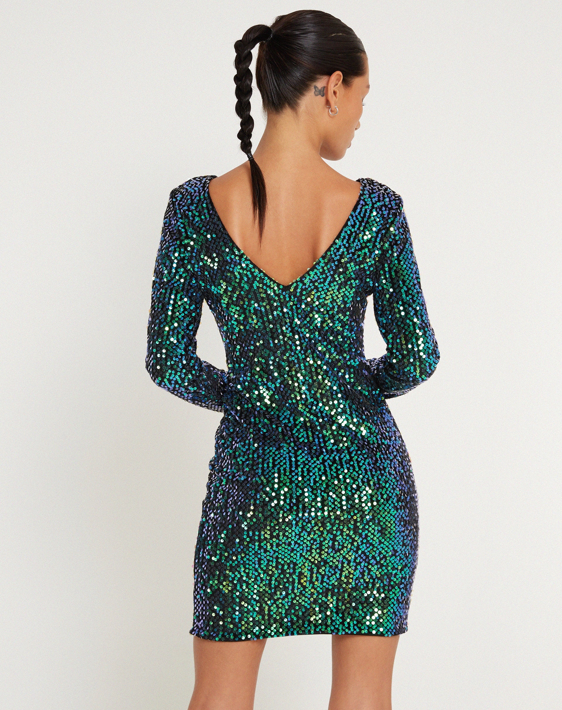 Green iridescent long sleeve sequin hot sale bodycon dress