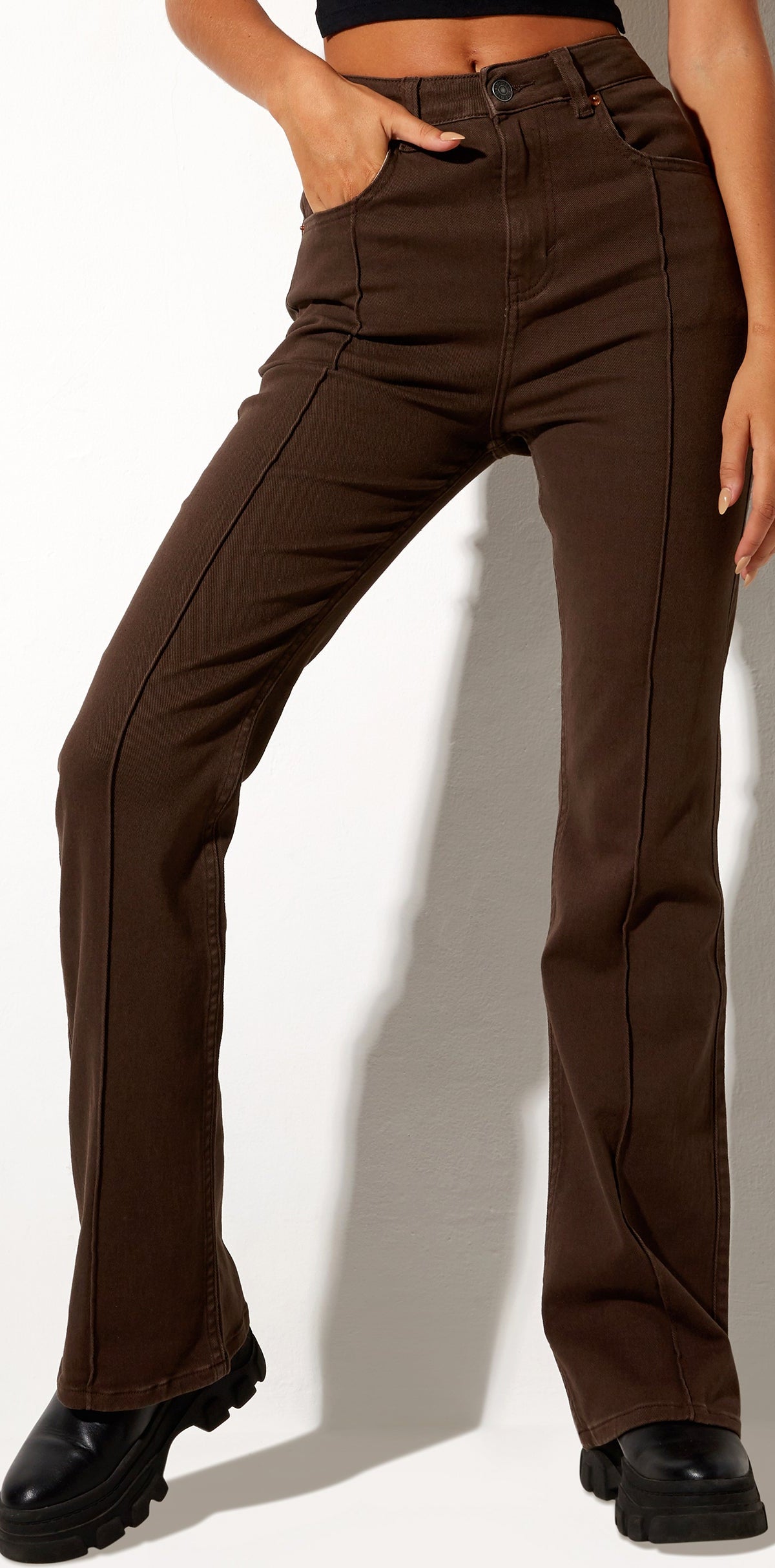 Flared Leg Jeans With Pitch Pockets - Chocolate