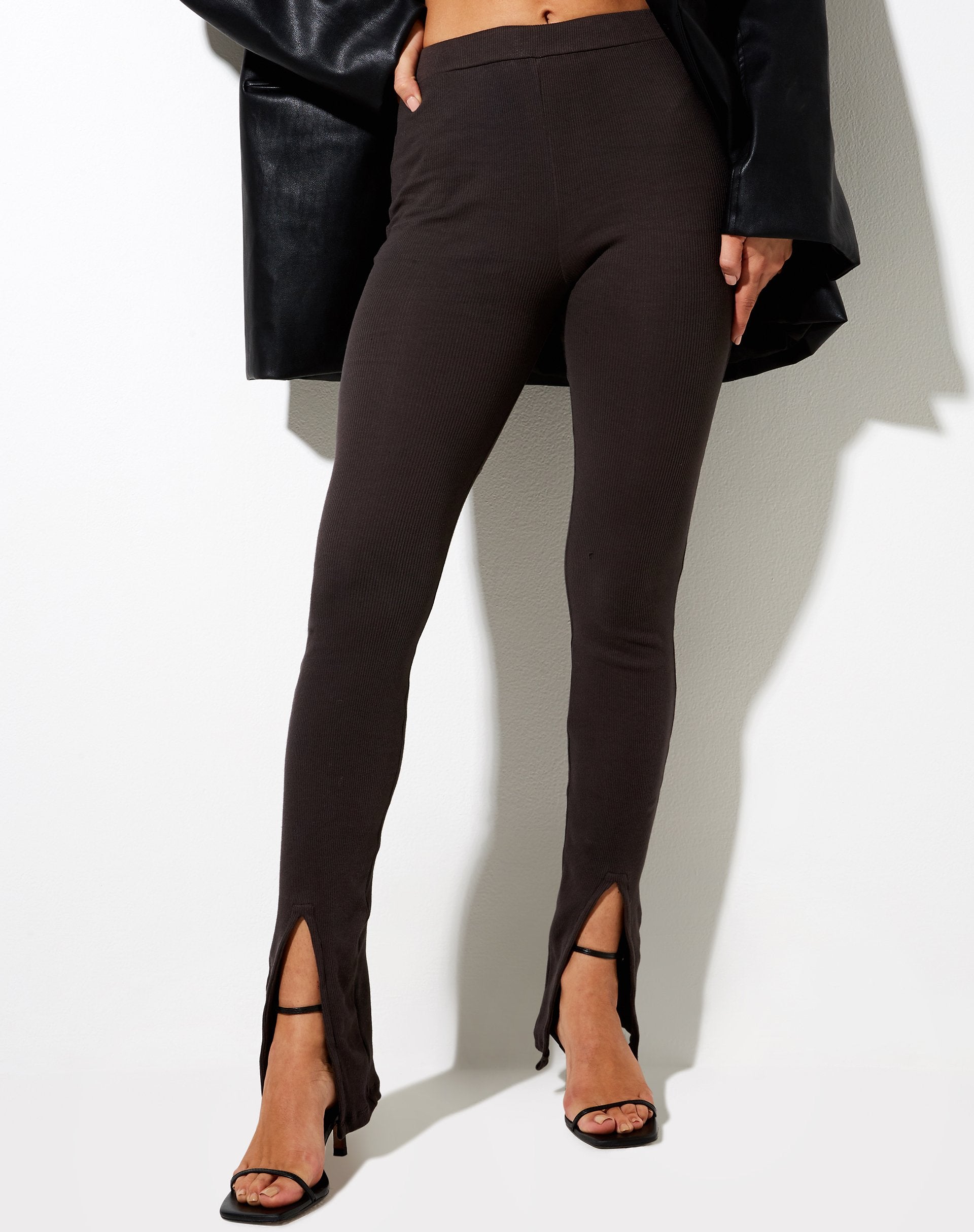 Image of Xaya Trousers in Rib Blackened Pearl